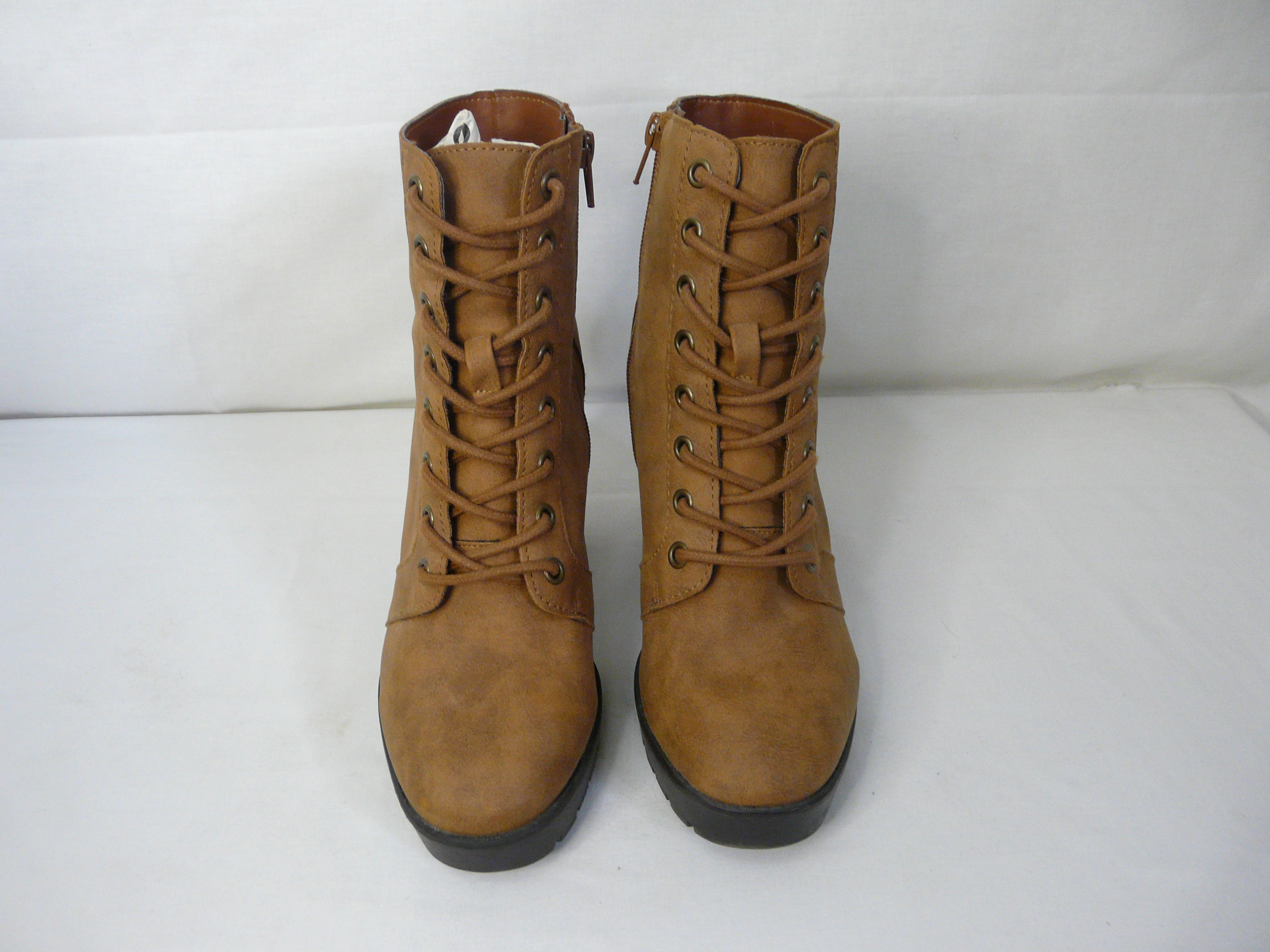 C146 - Bottines à talons - Primark - Pointure 38 - Photo 2