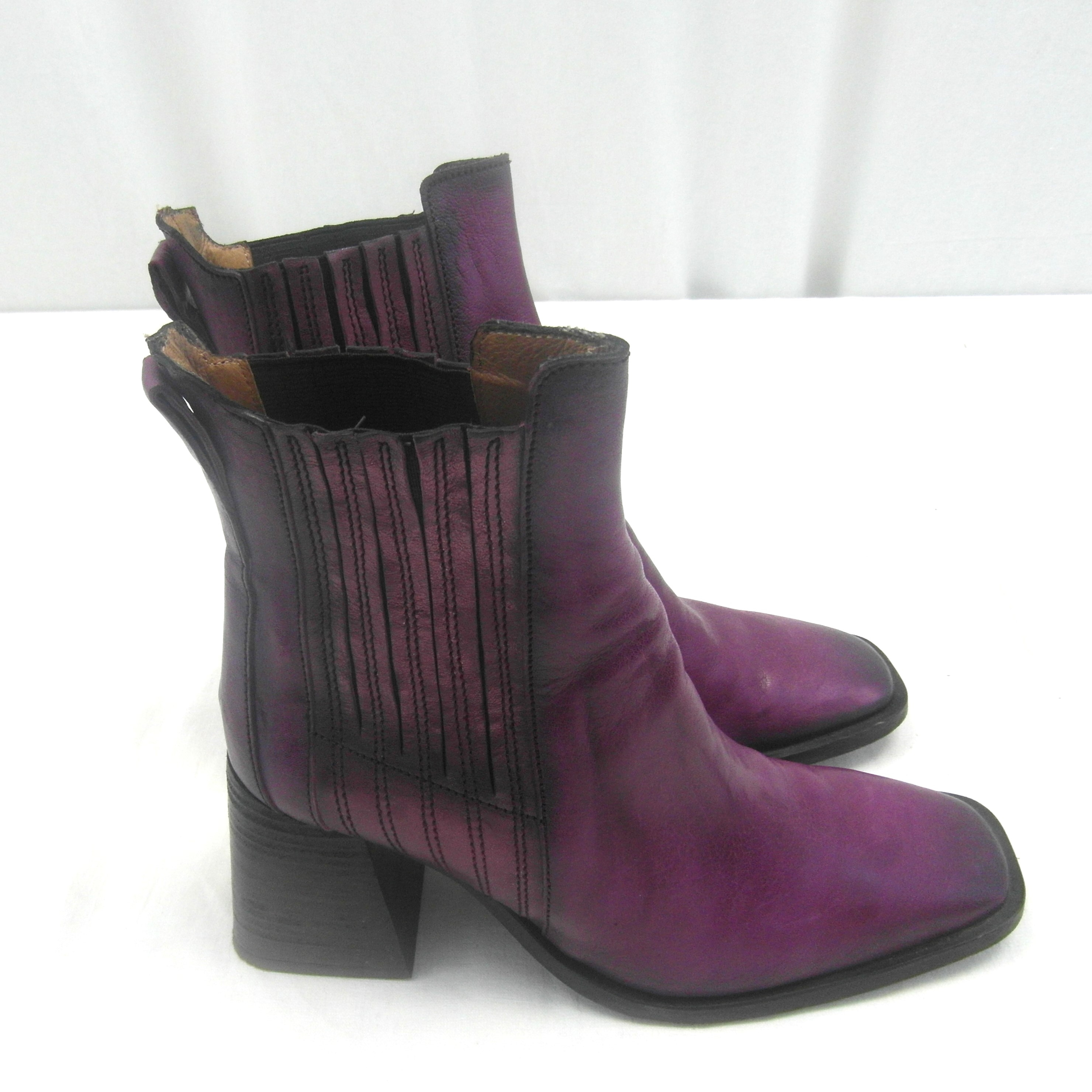 Bottines grand talons taille 39 violète - Photo 2