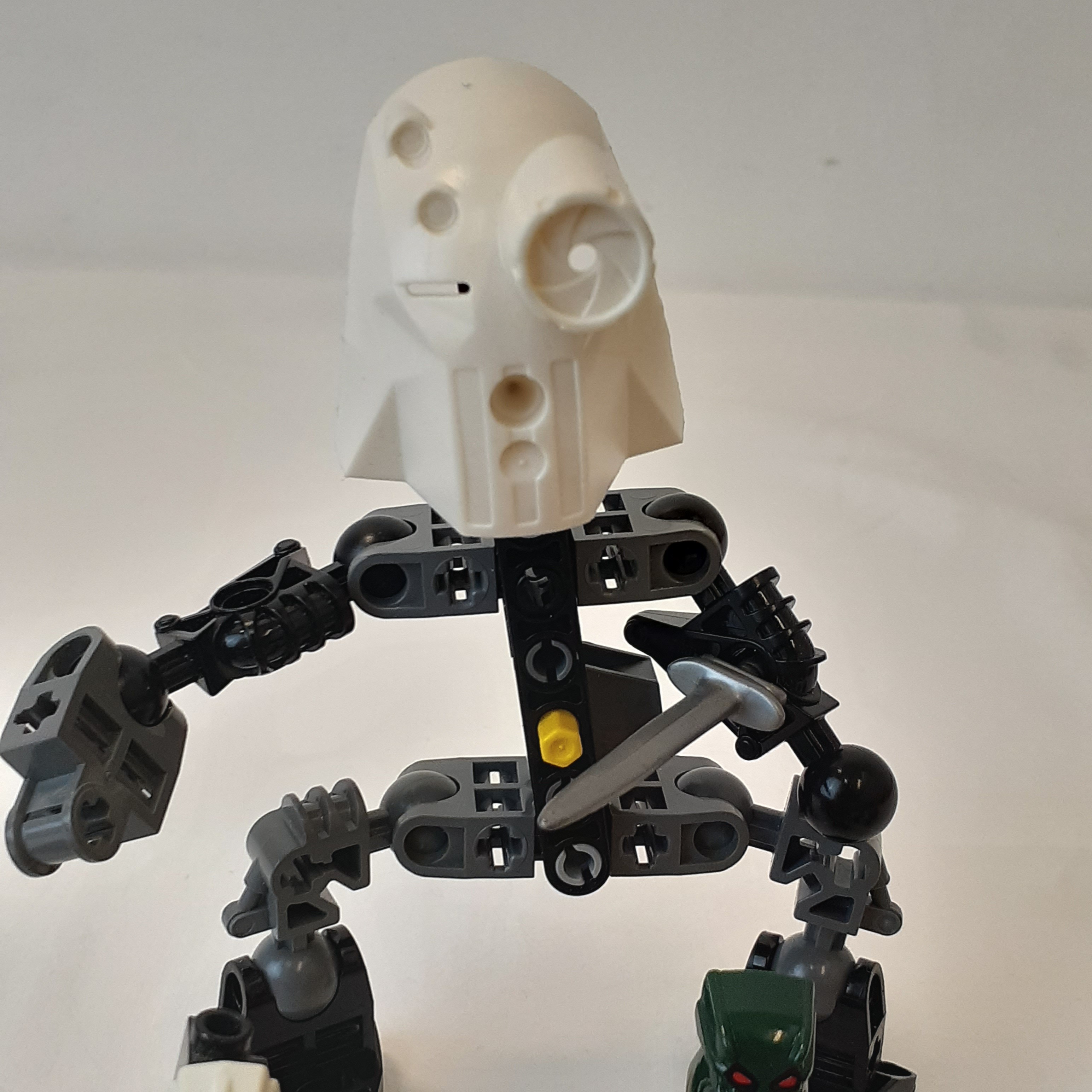 8 figurines de Lego Bionicle - Bon état - Photo 5