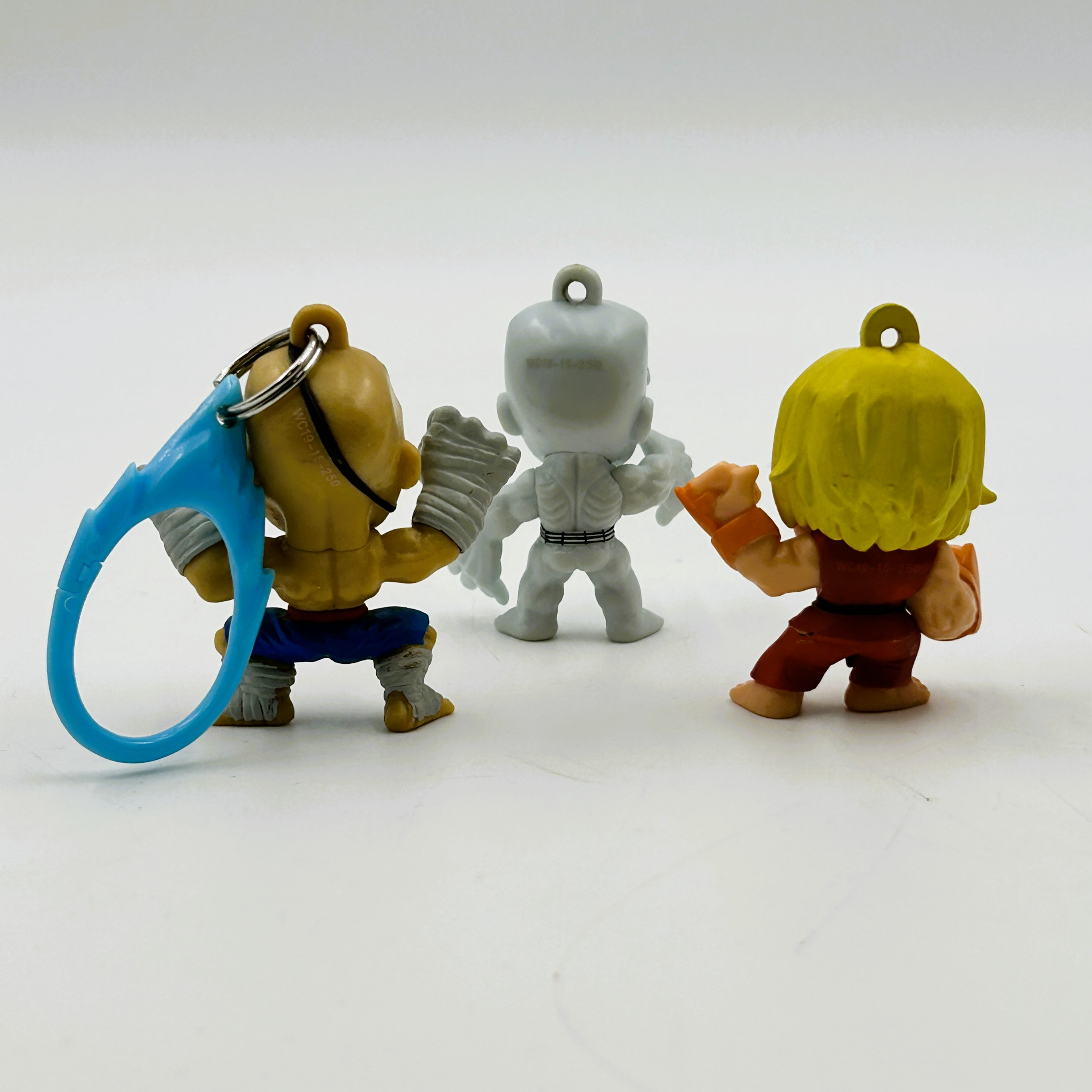 Voir photo 2 de 3 figurines Street Fighter 3 figurines Street Fighter Bon état - Vue 2 -