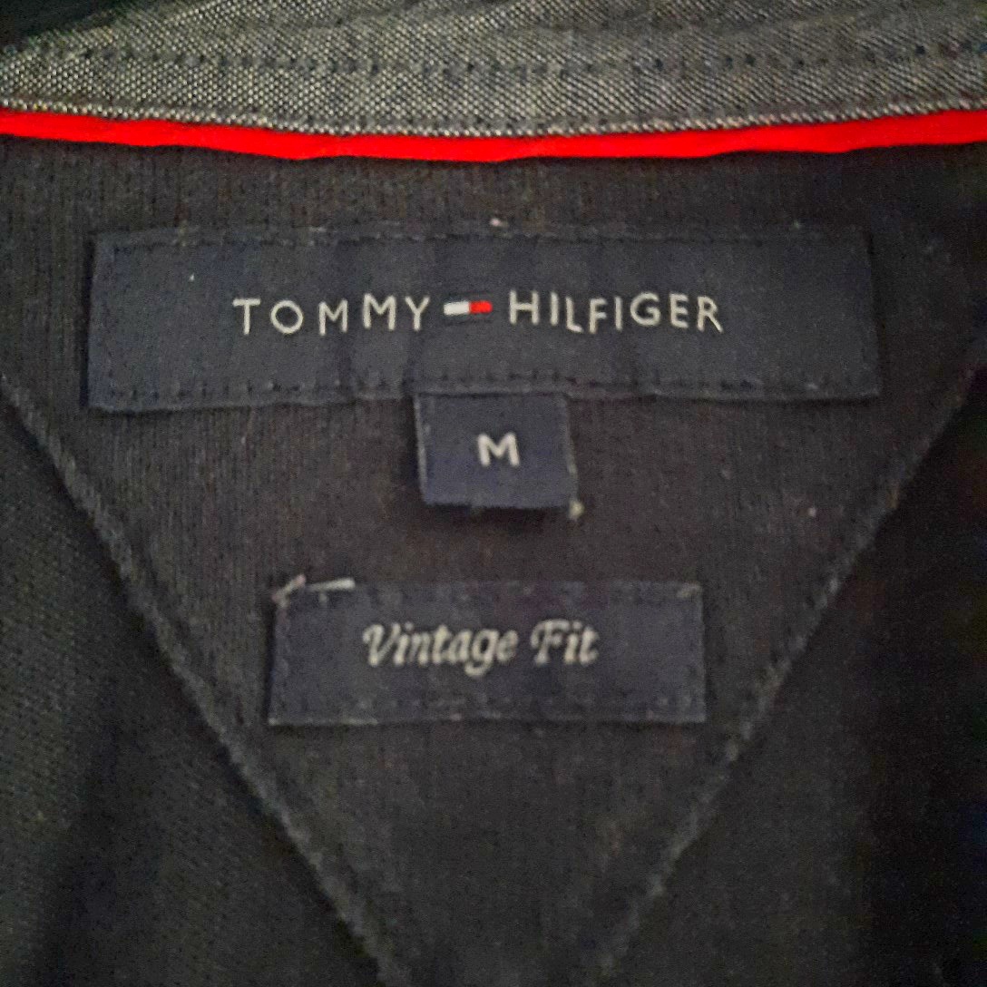 Voir photo 3 de Polo Homme sport chic TOMMY HILFIGER T M Polo Homme sport chic TOMMY HILFIGER T M Très bon état - Vue 3 -