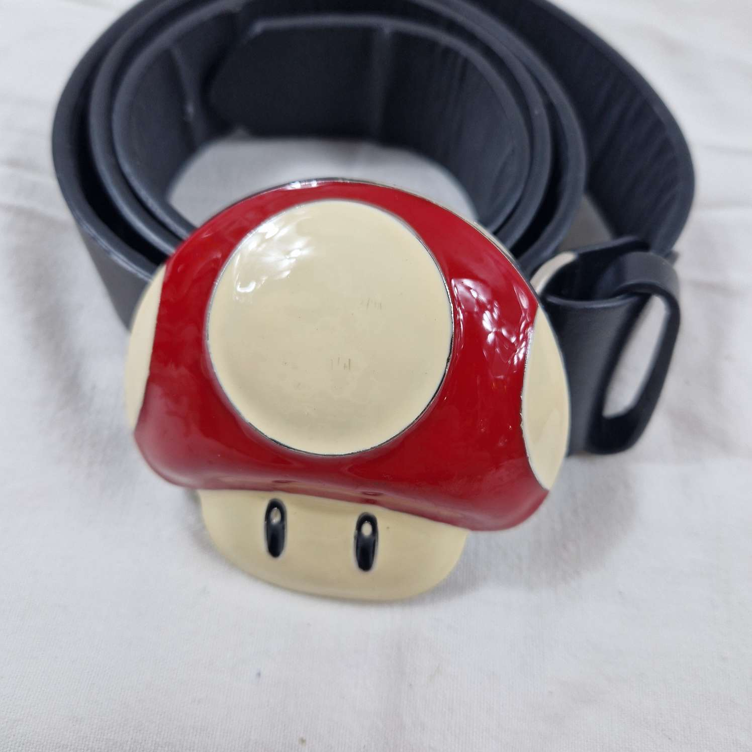 Voir photo 2 de Boucle de ceinture Mario représentant TOAD Boucle de ceinture Mario représentant TOAD Très bon état - Vue 2 -