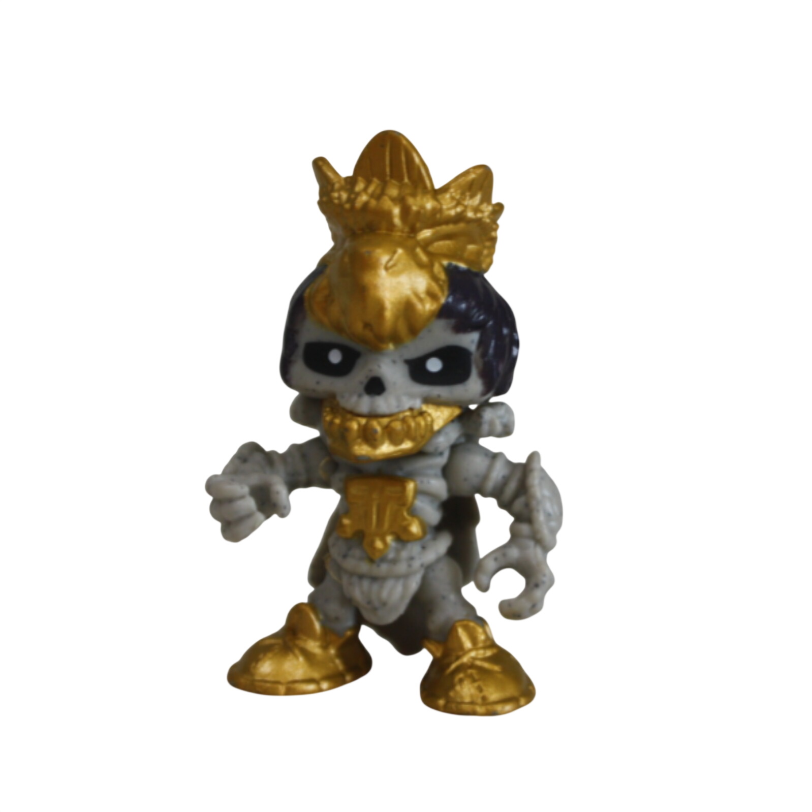 Acheter Figurine king gold treasure Très bon état - 15,00 € Figurine king gold treasure Très bon état - reconditionné disponible sur Label Emmaüs