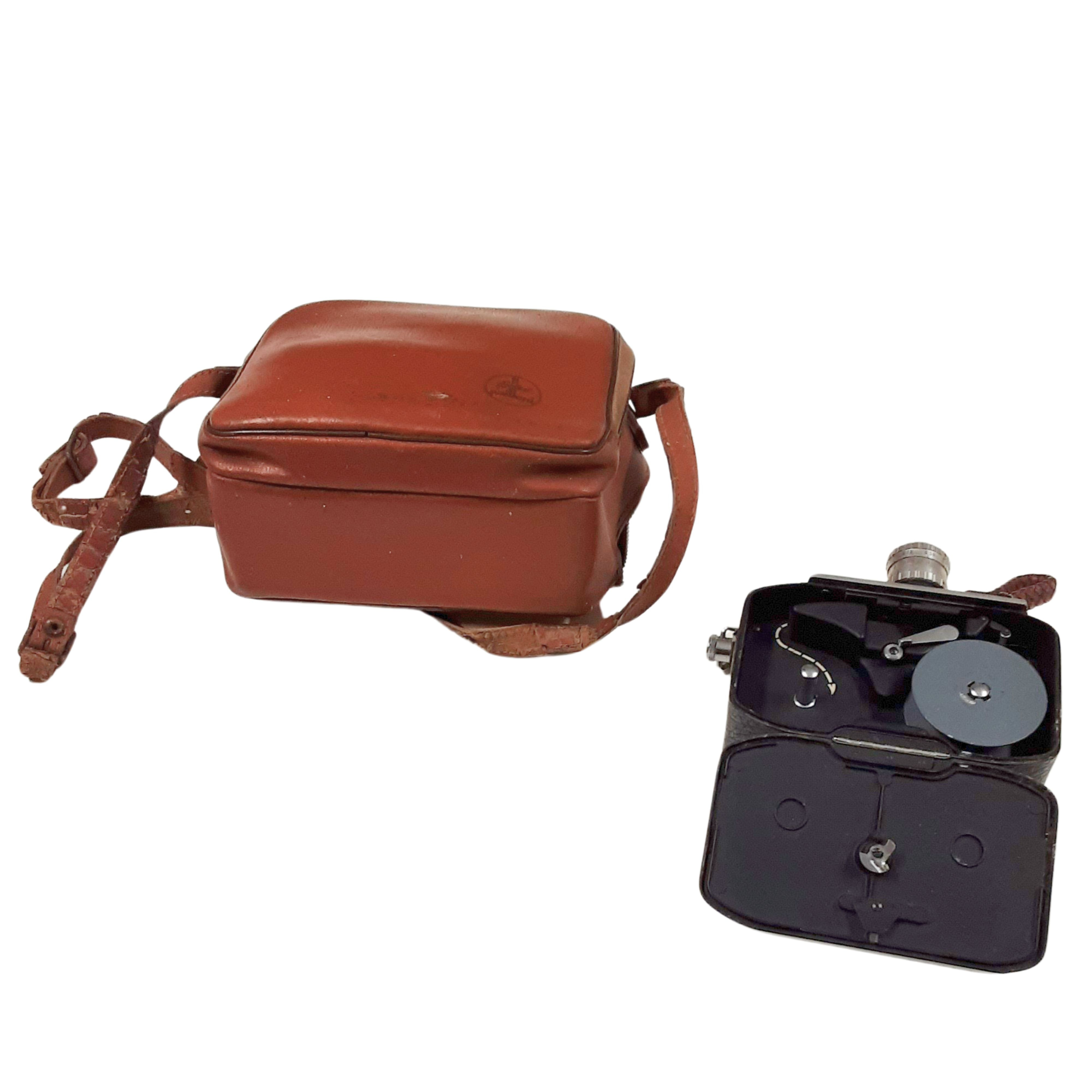 Caméra vintage - Bolex Paillard C8 - Photo 3