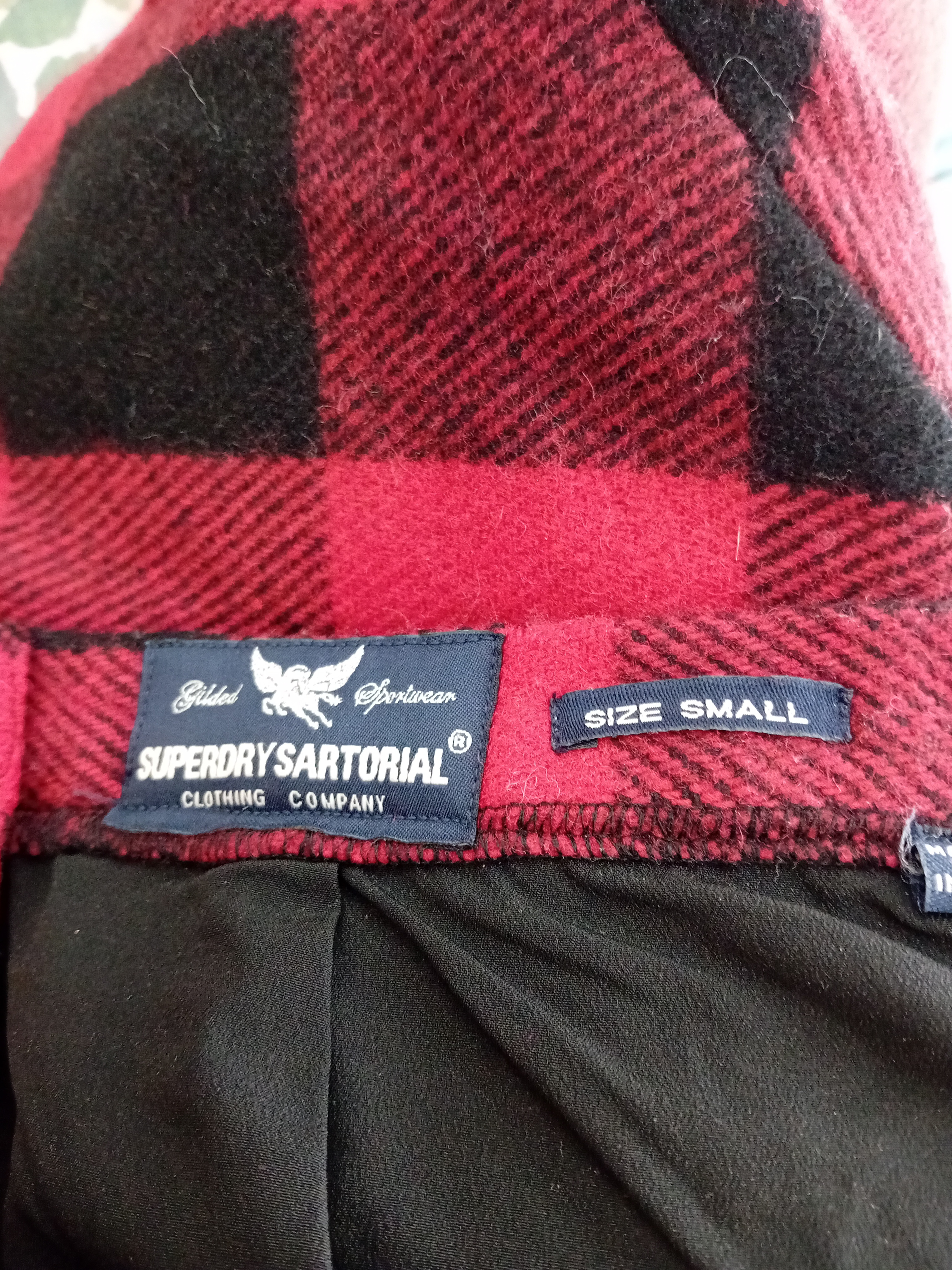 Voir photo 4 de Jupe Superdry Sartorial À Carreaux Rouge Et Noir S (T3594) Jupe Superdry Sartorial À Carreaux Rouge Et Noir S (T3594) Très bon état - Vue 4 -