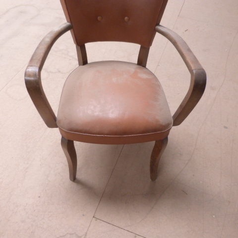  Fauteuil bridge en cuir Marron dans son Jus Hauteur 85 cm Longueur 58 cm Profondeur 49 cm État correct - Vue 9 - 