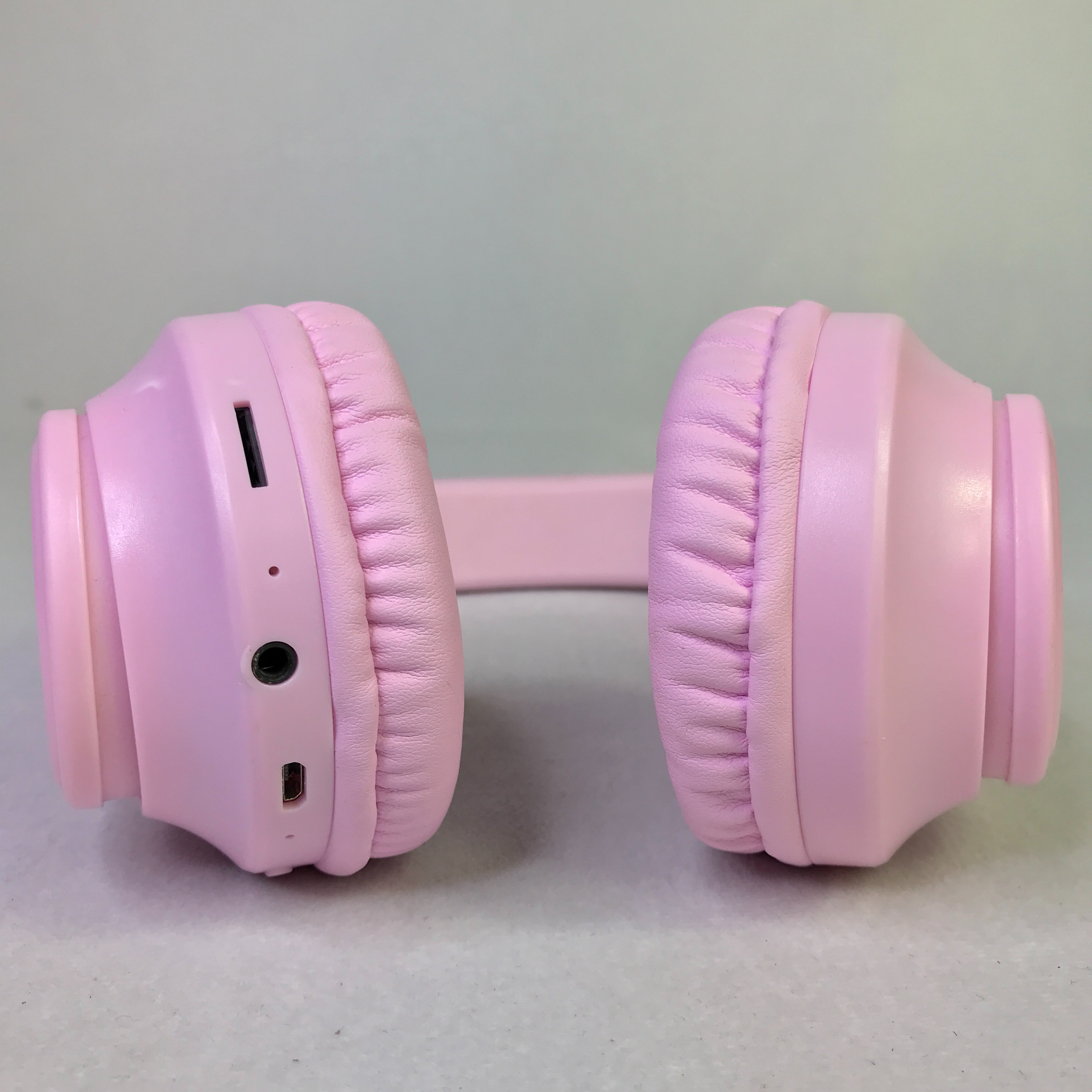  Casque Bluetooth avec lumières colorées, microphone / FM et emplacement pour carte SD - Photo 3
