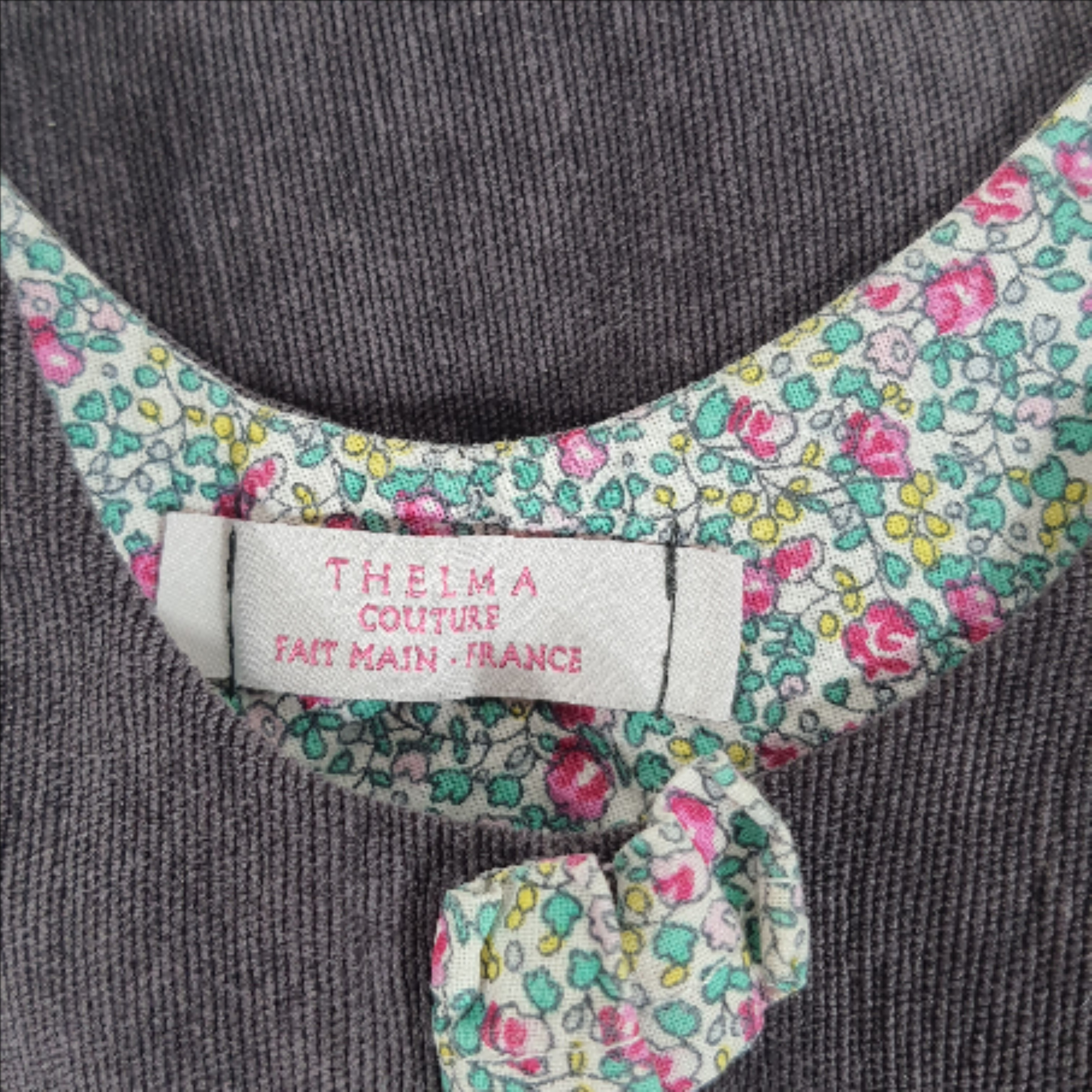 Robe en velours aubergine - 2A - Thelma Couture - Photo 2
