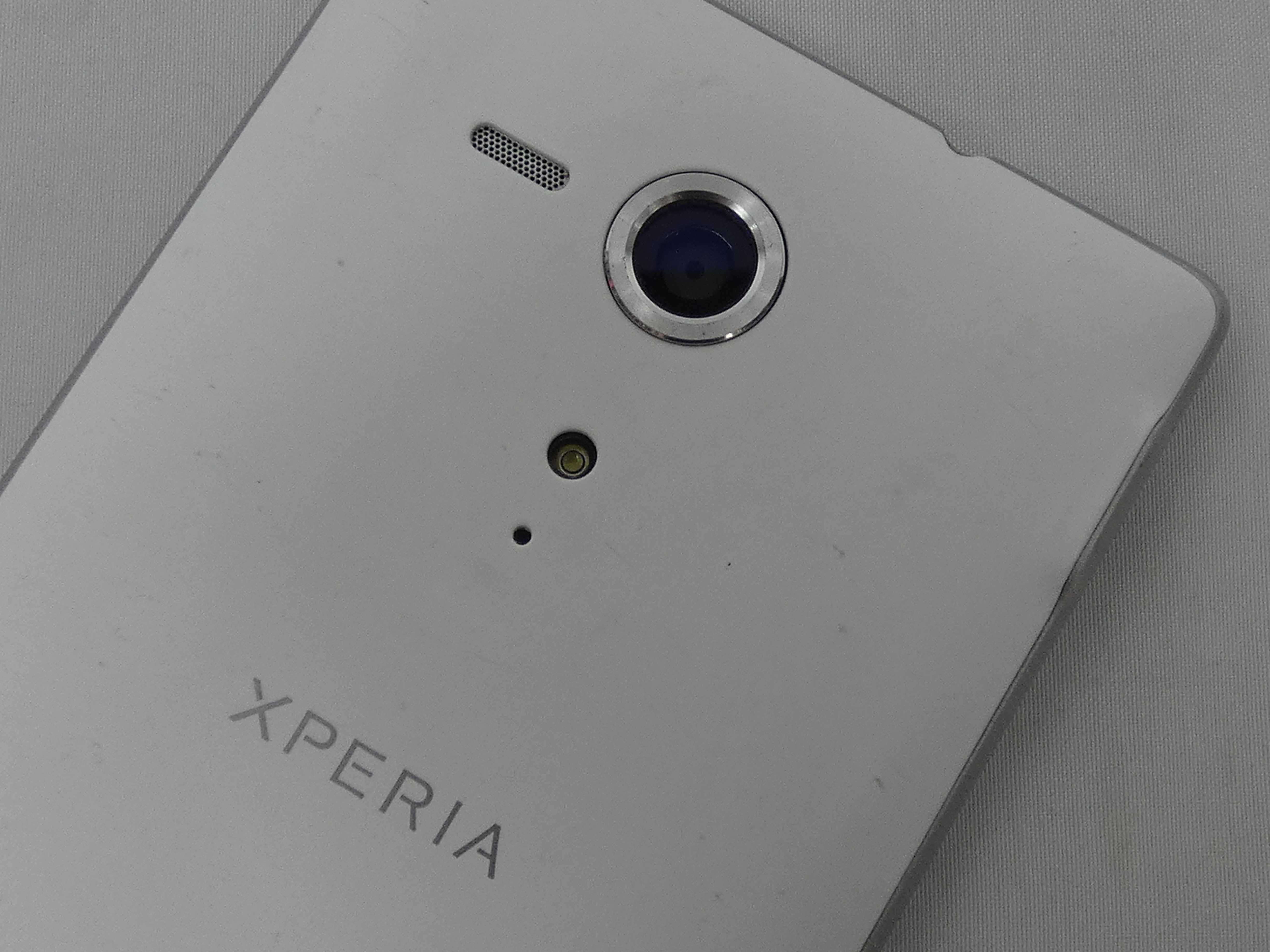 Smartphone SONY XPERIA Model C5303 - Photo 3