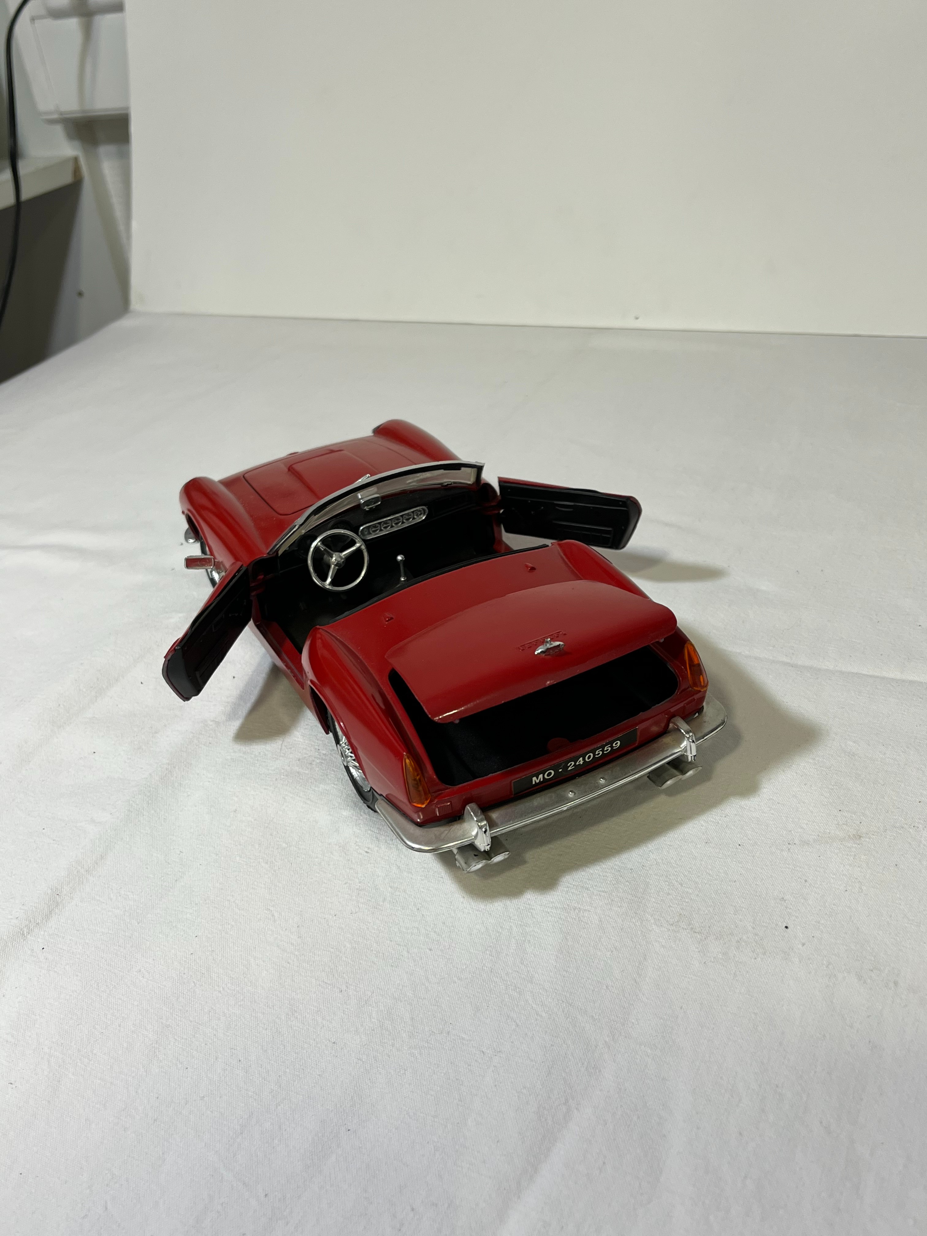 Voiture de collection "Ferrari" (TG21) Très bon état - Vue 2 - 