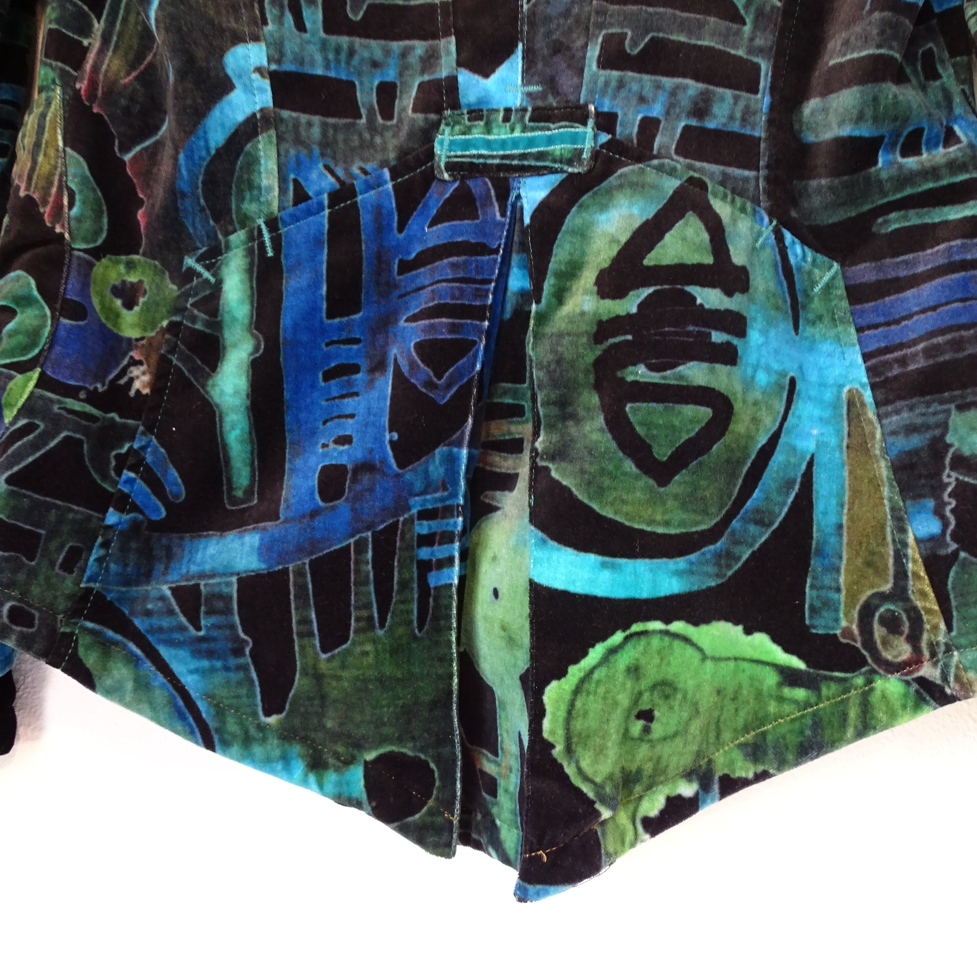 Voir photo 8 de Veste vintage en velours - Aventures des toiles, 36 Veste vintage en velours - Aventures des toiles, 36 Très bon état - Vue 8 -