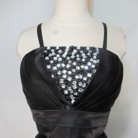 RF12 - Robe toucher satiné - Golden Days - Taille M Bon état - Vue 4 - 