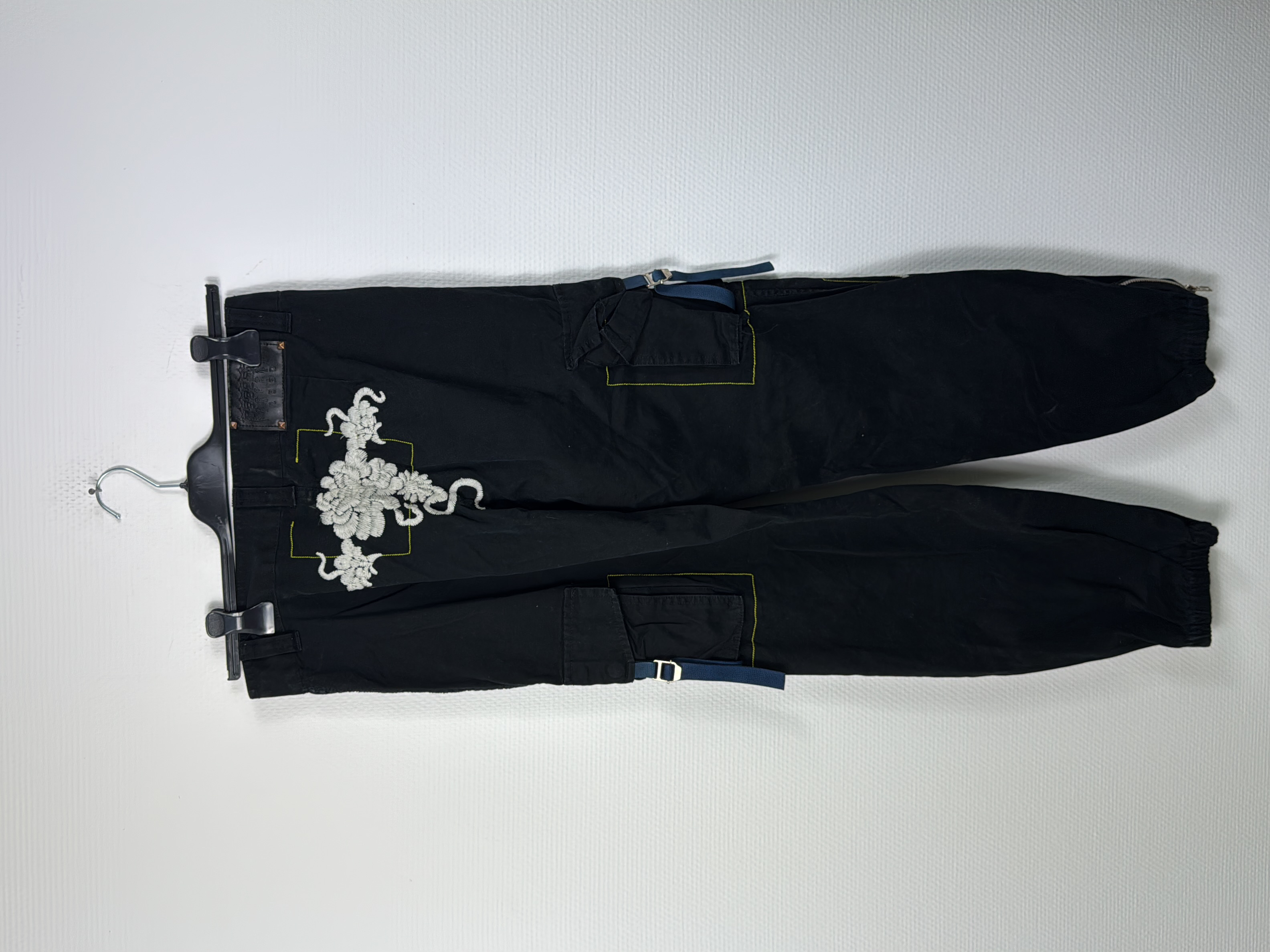 Pantalon cargo noir brodé Ireland 👖 M - Photo 4