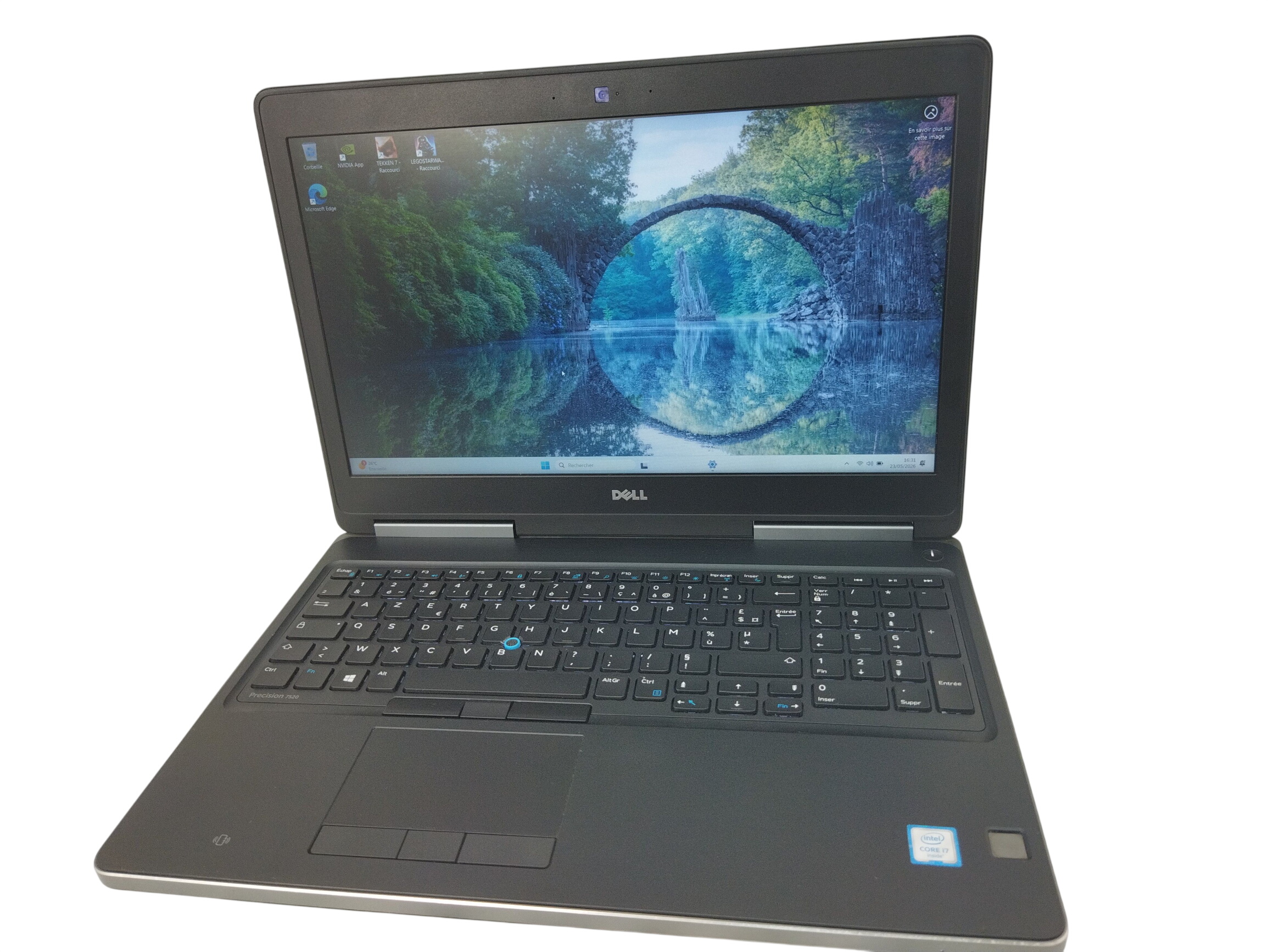 Acheter Pc Portable DELL Précision 7520 reconditionné avec 32 Go RAM en très bon état + 2 jeux (Tekken 7 & LEGOSTARWA) installés Très bon état - 559,00 € Pc Portable DELL Précision 7520 reconditionné avec 32 Go RAM en très bon état + 2 jeux (Tekken 7 & LEGOSTARWA) installés Très bon état - reconditionné disponible sur Label Emmaüs