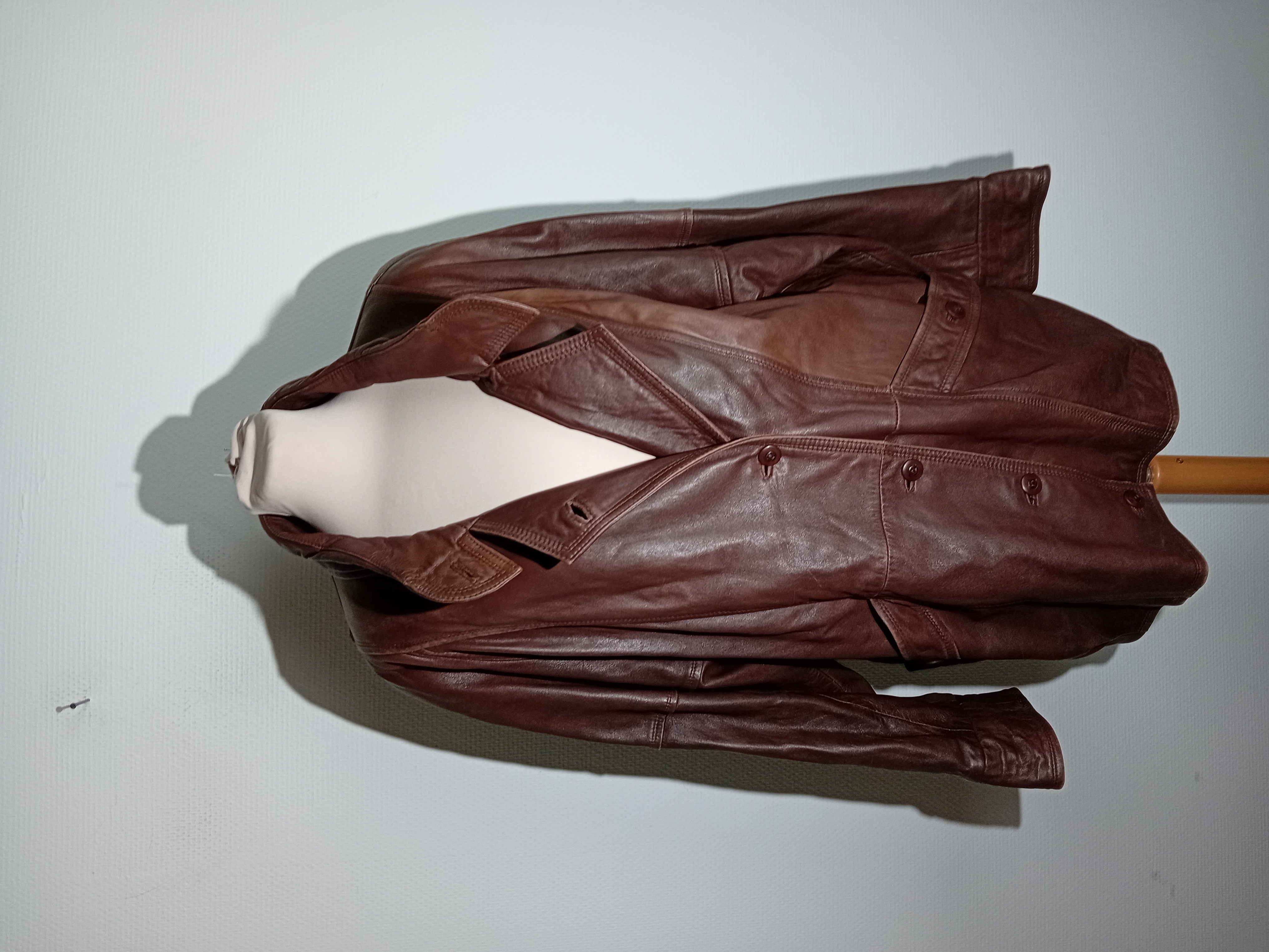 Voir photo 4 de Veste cuir marron style officier XXL 44 16 Veste cuir marron style officier XXL 44 16 Bon état - Vue 4 -