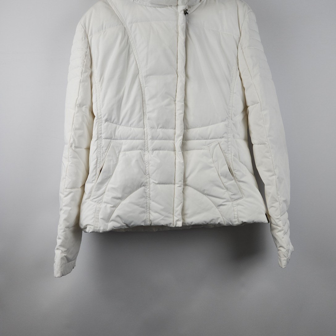 Ikks -Doudoune blanche en polyester - Taille 40 Très bon état -  reconditionné disponible sur Label Emmaüs