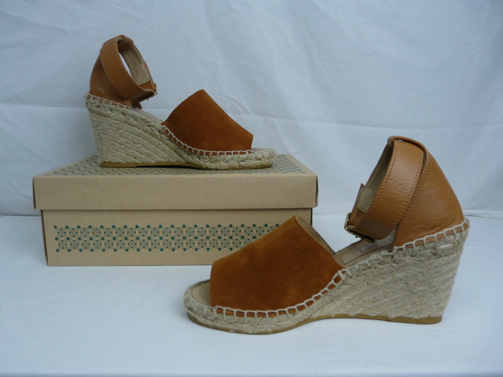 C39 - Espadrilles à talons compensés - Coco & Abricot - Pointure 37 Très bon état - Vue 3 - 