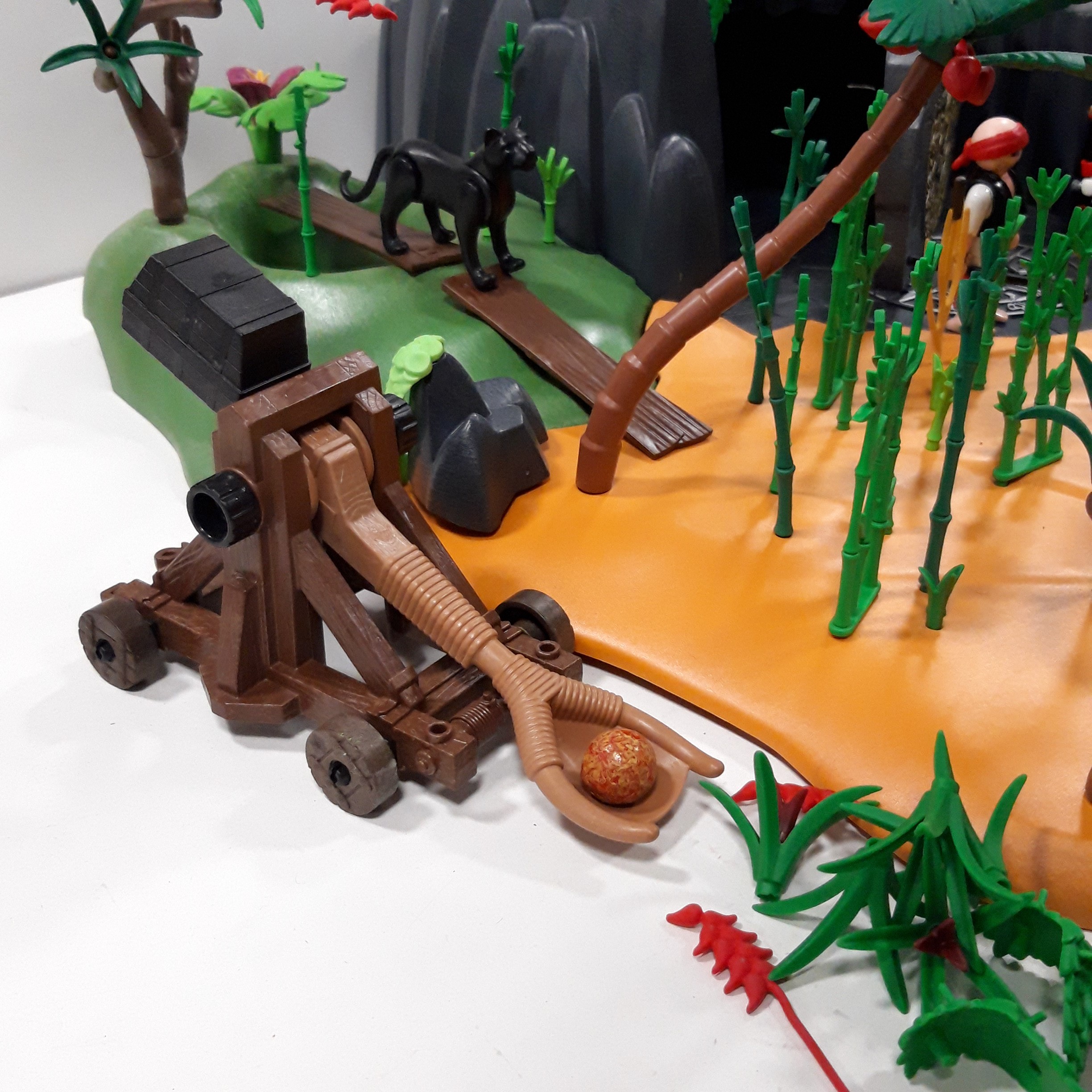 Playmobil 'Grande île mystérieuse des pirates' référence 5134, 30 pièces + Bon état - Vue 10 - 