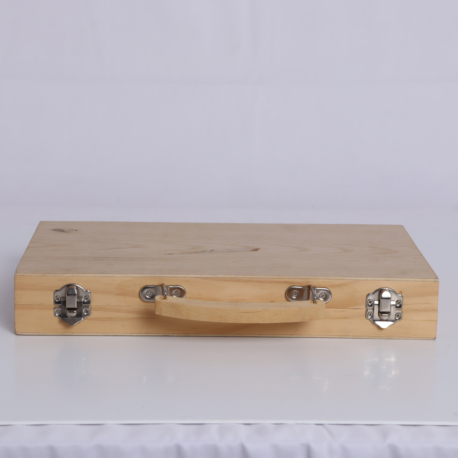 Kit de dessin avec sa malette en bois Bon état - Vue 8 - 