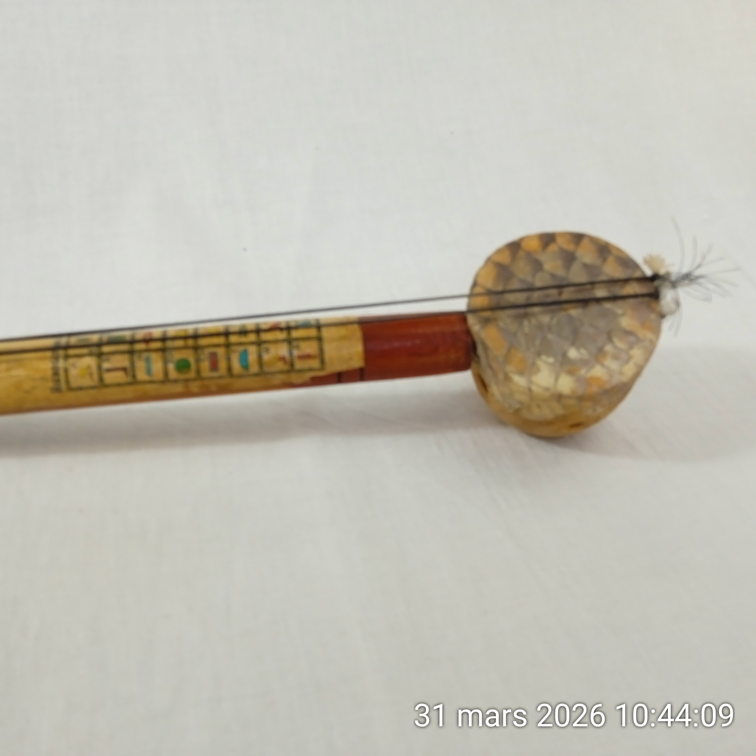 Rababa Instrument égyptien à codes en bois fait main primitif Années 1950 Bon état - Vue 4 - 
