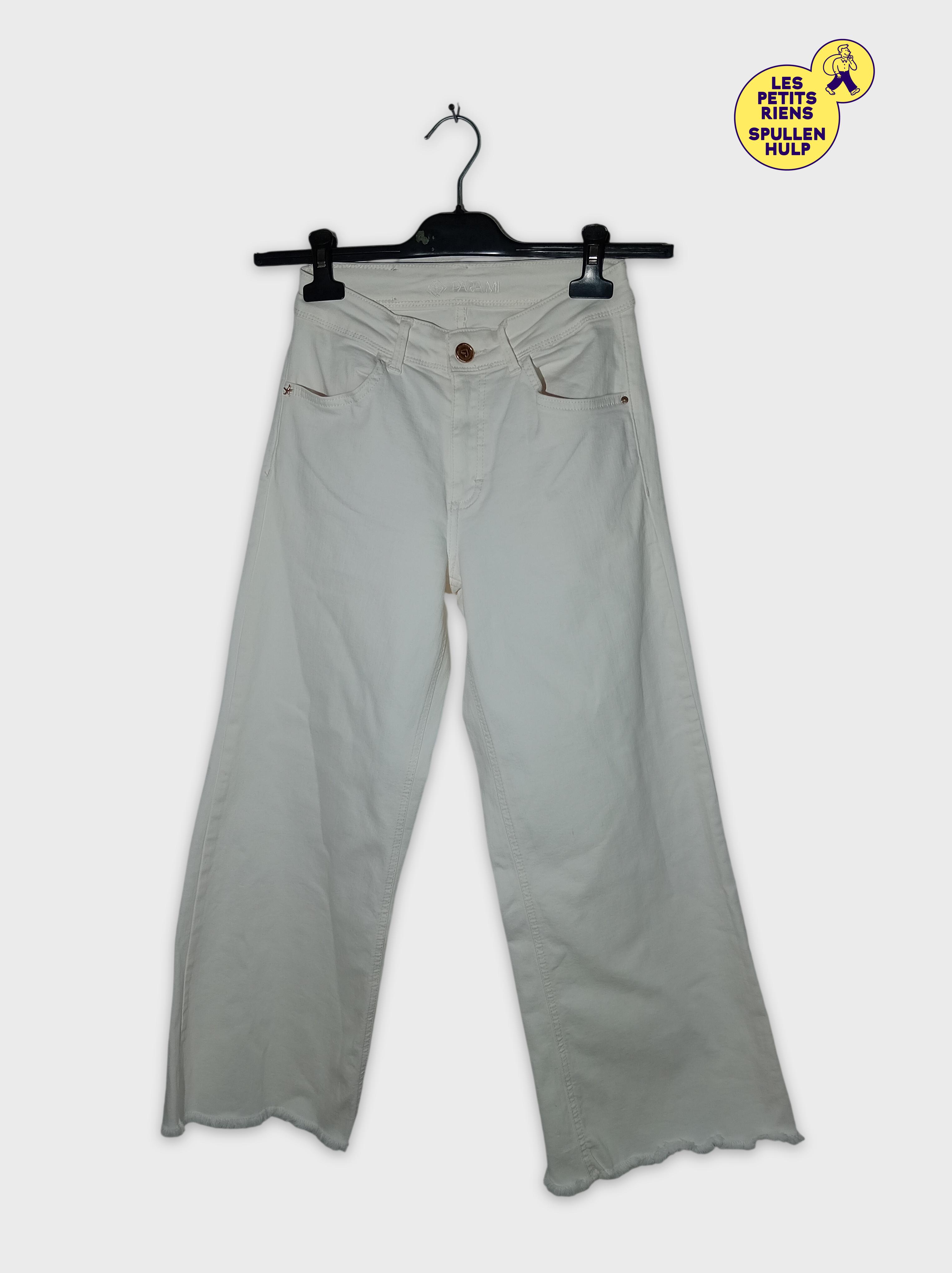 Acheter Pantalon Blanc Para Mi Taille 34 Coupe Large (T3634) Très bon état - 20,00 € Pantalon Blanc Para Mi Taille 34 Coupe Large (T3634) Très bon état - reconditionné disponible sur Label Emmaüs