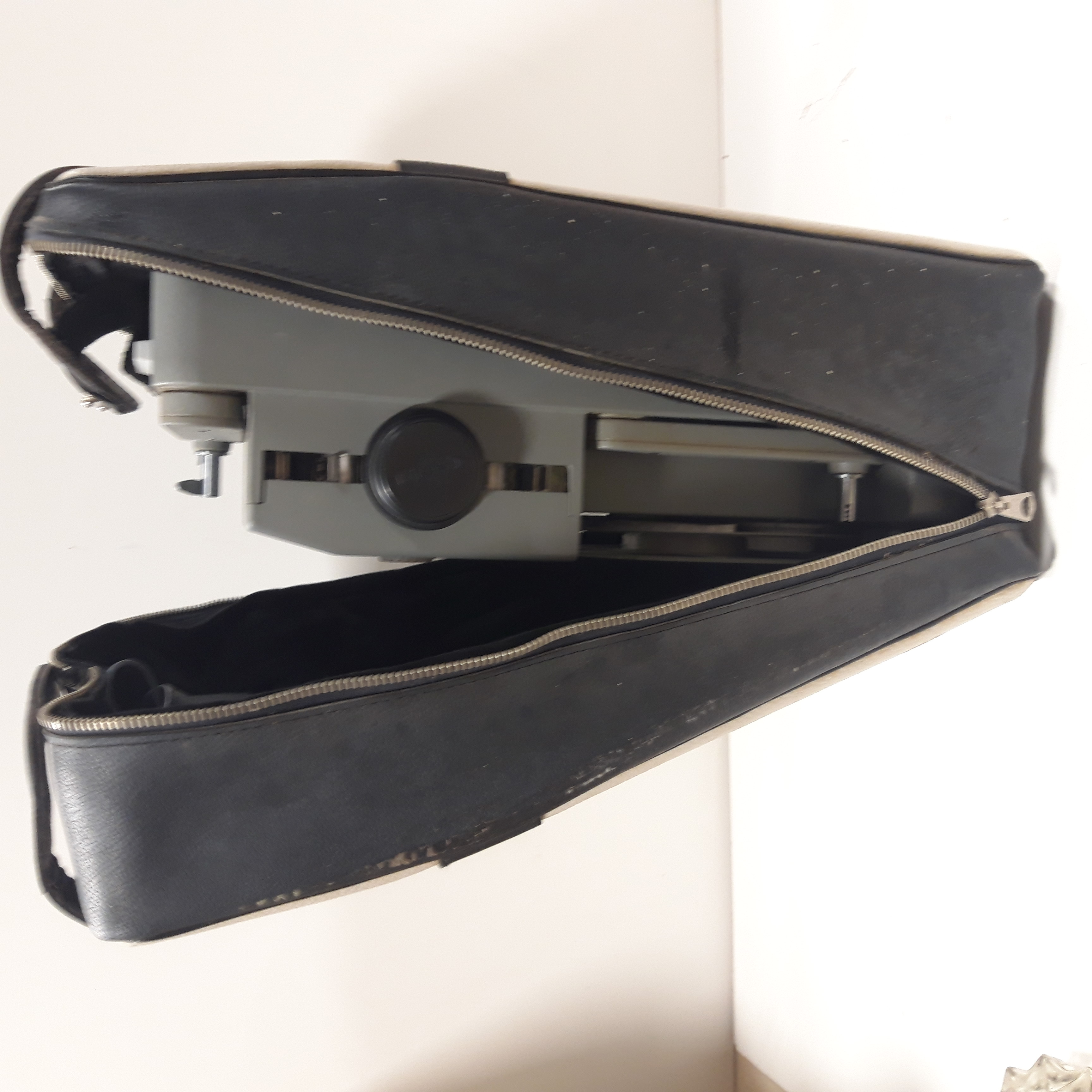 Auto Projecteur Canon 82, Année 63,  État correct - Vue 2 - 