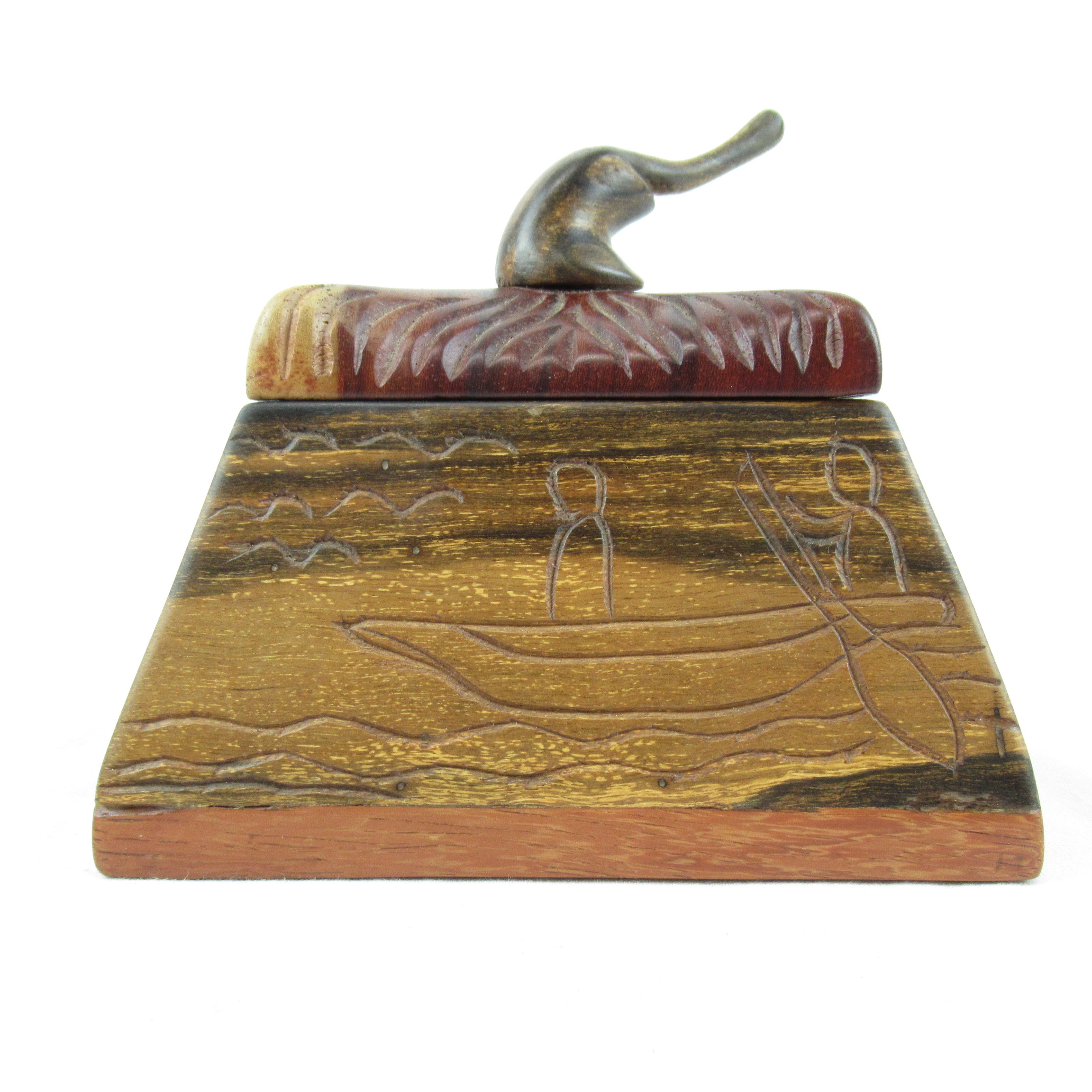 Coffret en bois/ Boîte à tabac avec gravure artisanale - Photo 2