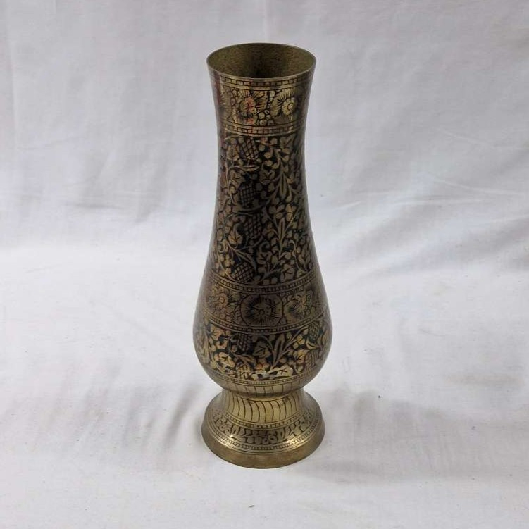 Vase indien vintage en laiton Bon état - Vue 3 - 