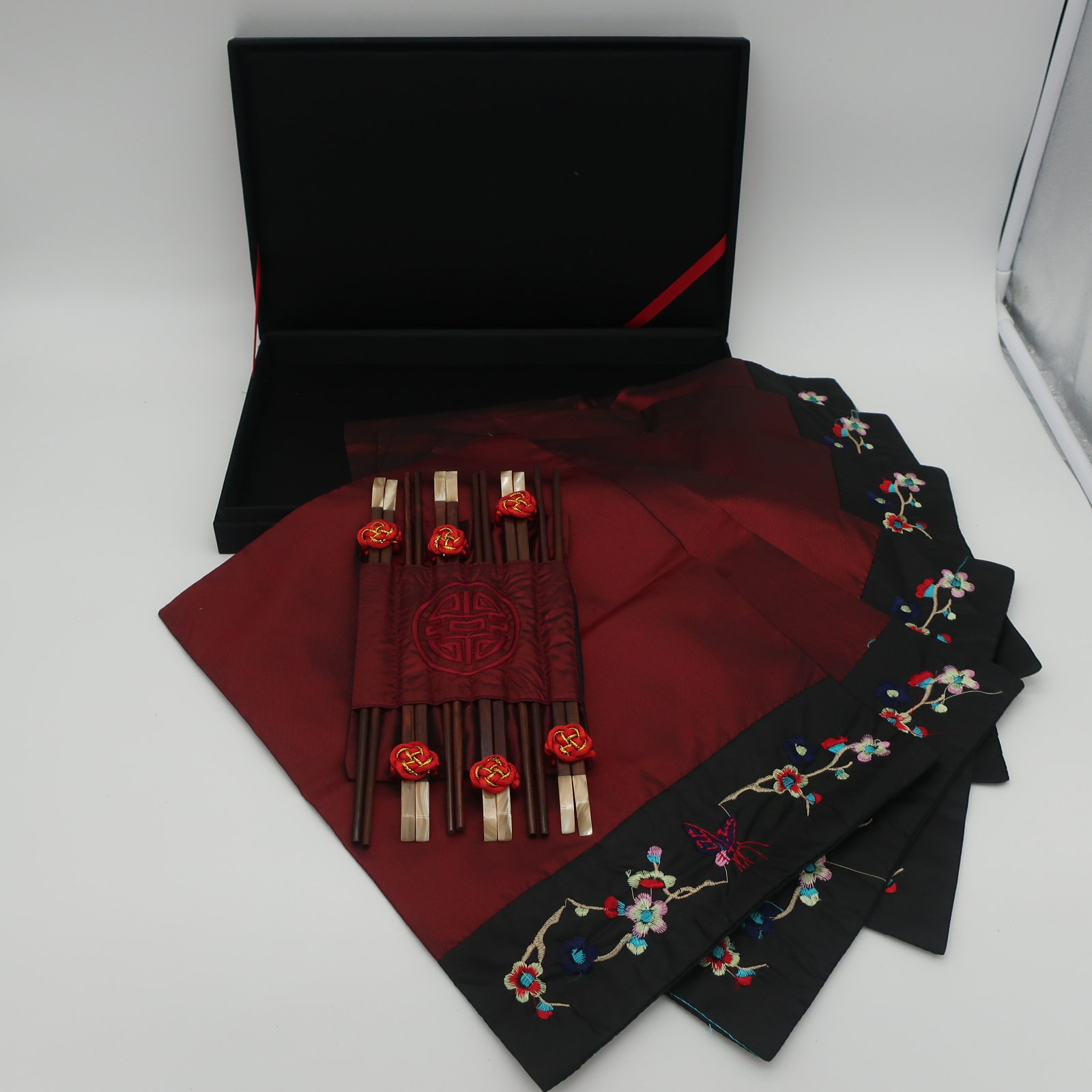 Boîte Rangement Couture Moyenne Bois/Tissu - 3 Abeilles Brodées - Organisation Accessoires