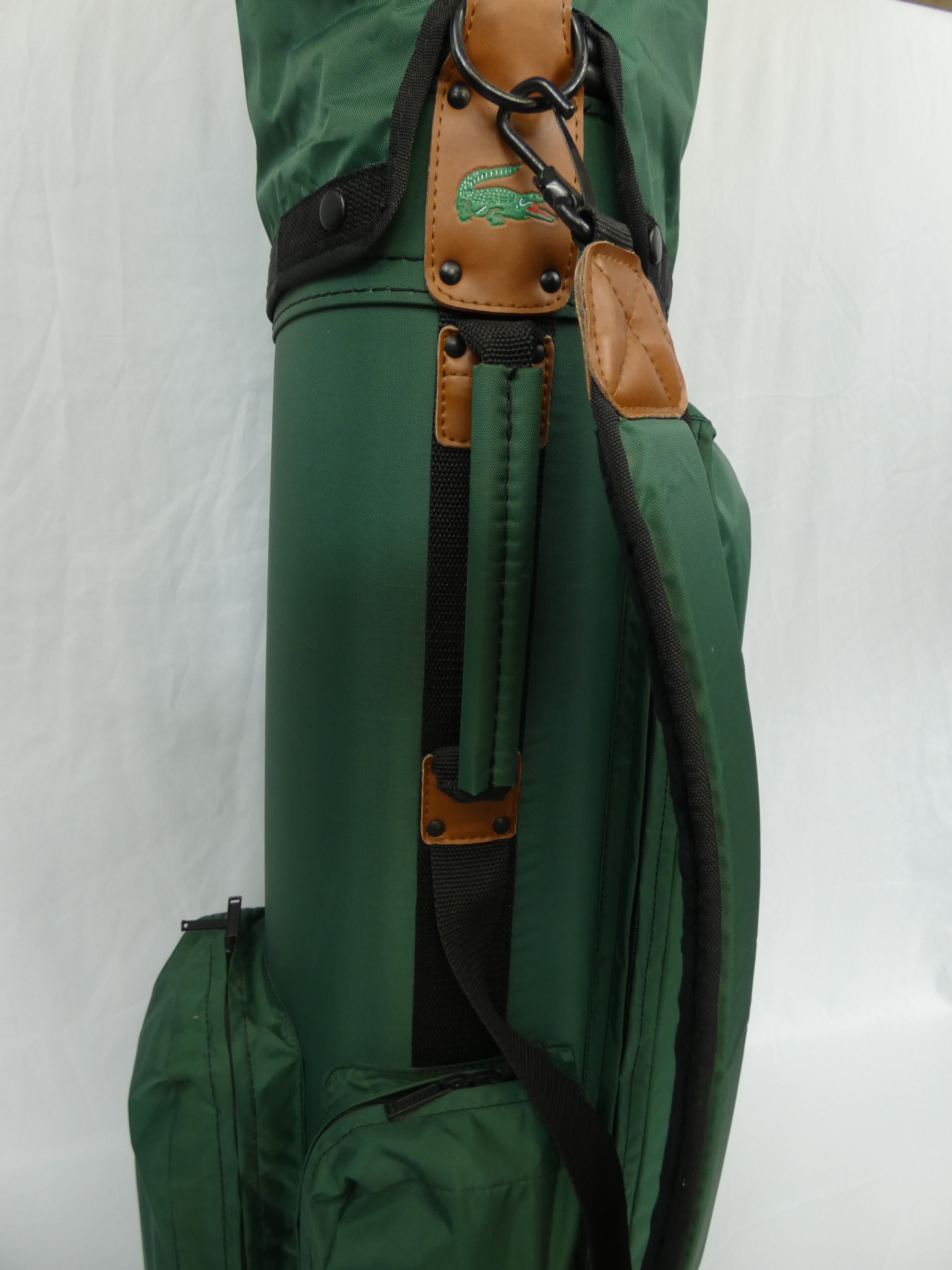 Sac de golf en toile imperméable LACOSTE Comme neuf - Vue 3 - 