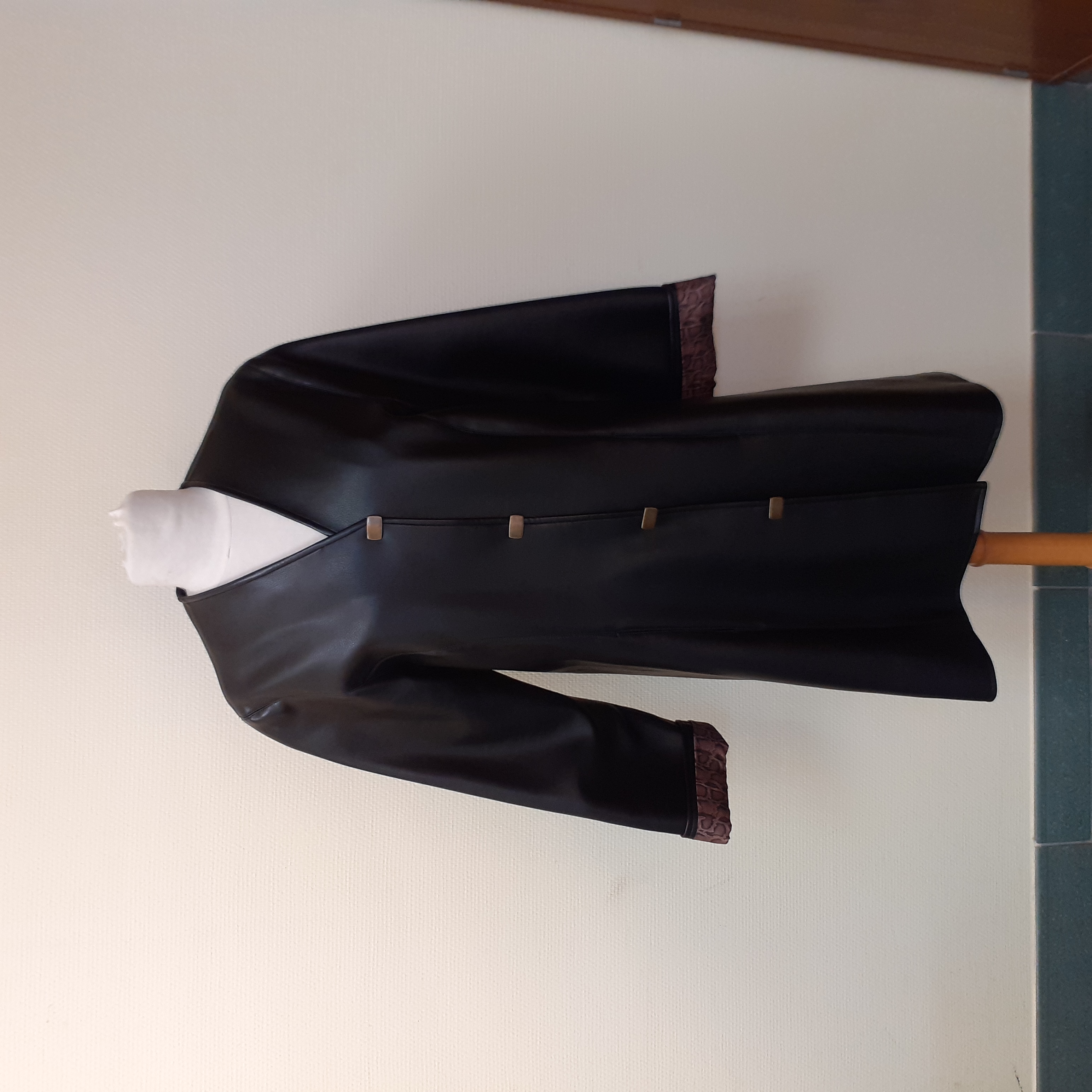 Voir photo 6 de Manteau - Batiste - 40 Manteau - Batiste - 40 Bon état - Vue 6 -