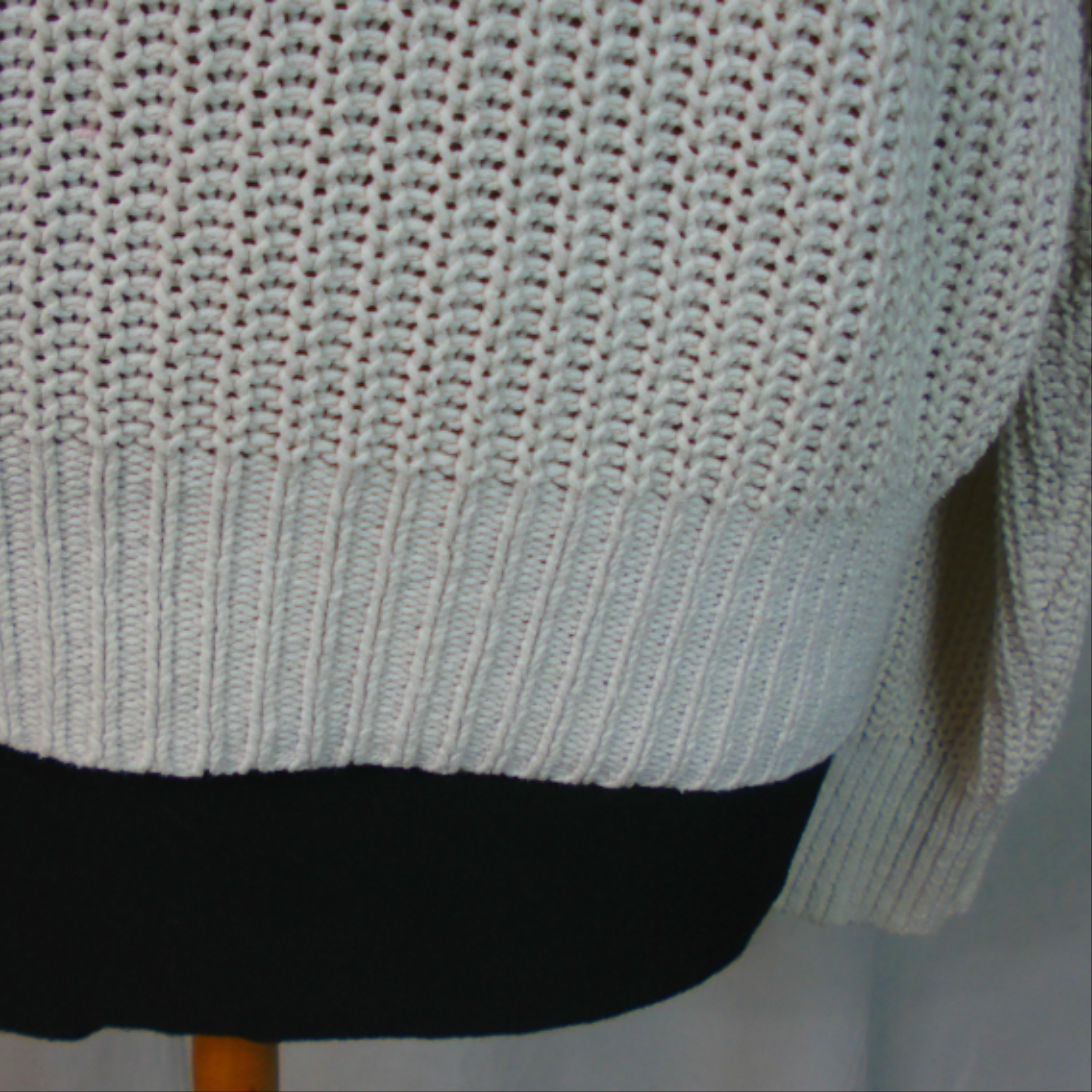 Pull BELAIR, blanc, taille 1 Très bon état - Vue 6 - 