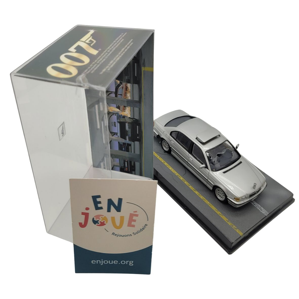Voir photo 6 de Voiture miniature de collection Bmw 750IL James Bond 007- A partir de 14 ans. Voiture miniature de collection Bmw 750IL James Bond 007- A partir de 14 ans. Très bon état - Vue 6 -
