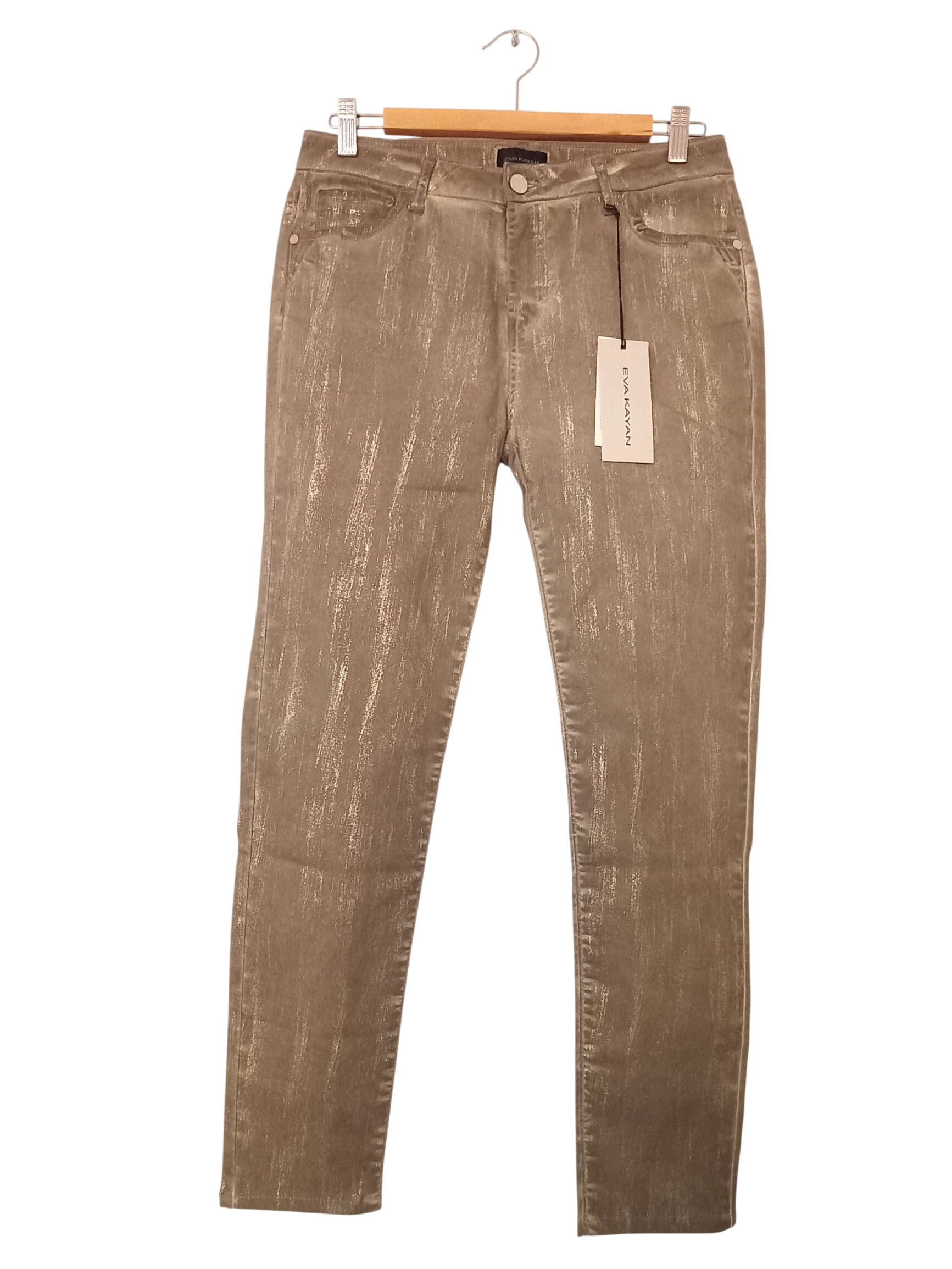Acheter Pantalon jean femme "Eva Kayan" Comme neuf - 28,00 € Pantalon jean femme "Eva Kayan" Comme neuf - reconditionné disponible sur Label Emmaüs