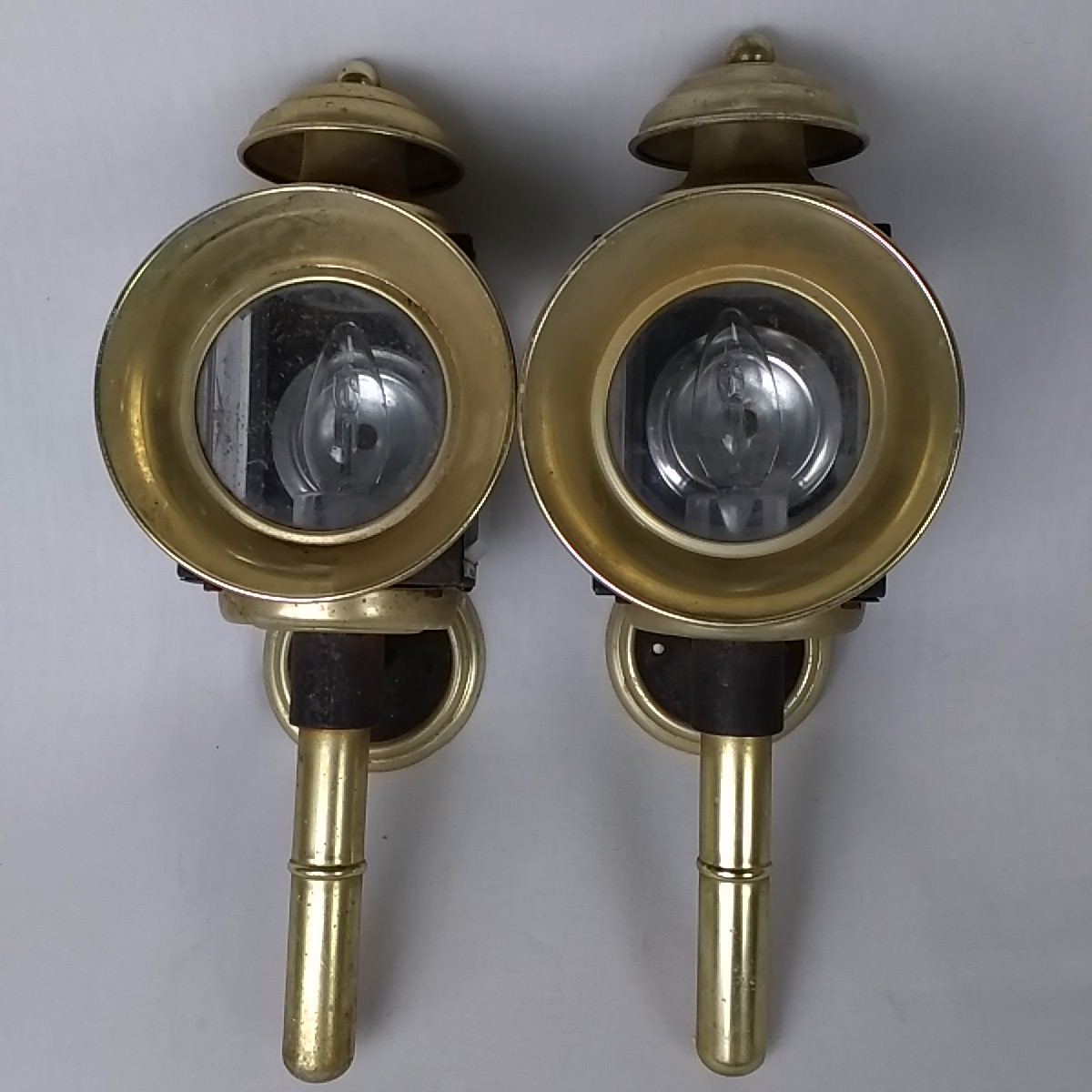 Paire d'anciennes lanternes à bougie de Calèche/Fiacre converties en lampadaires - Bon état - Photo 4