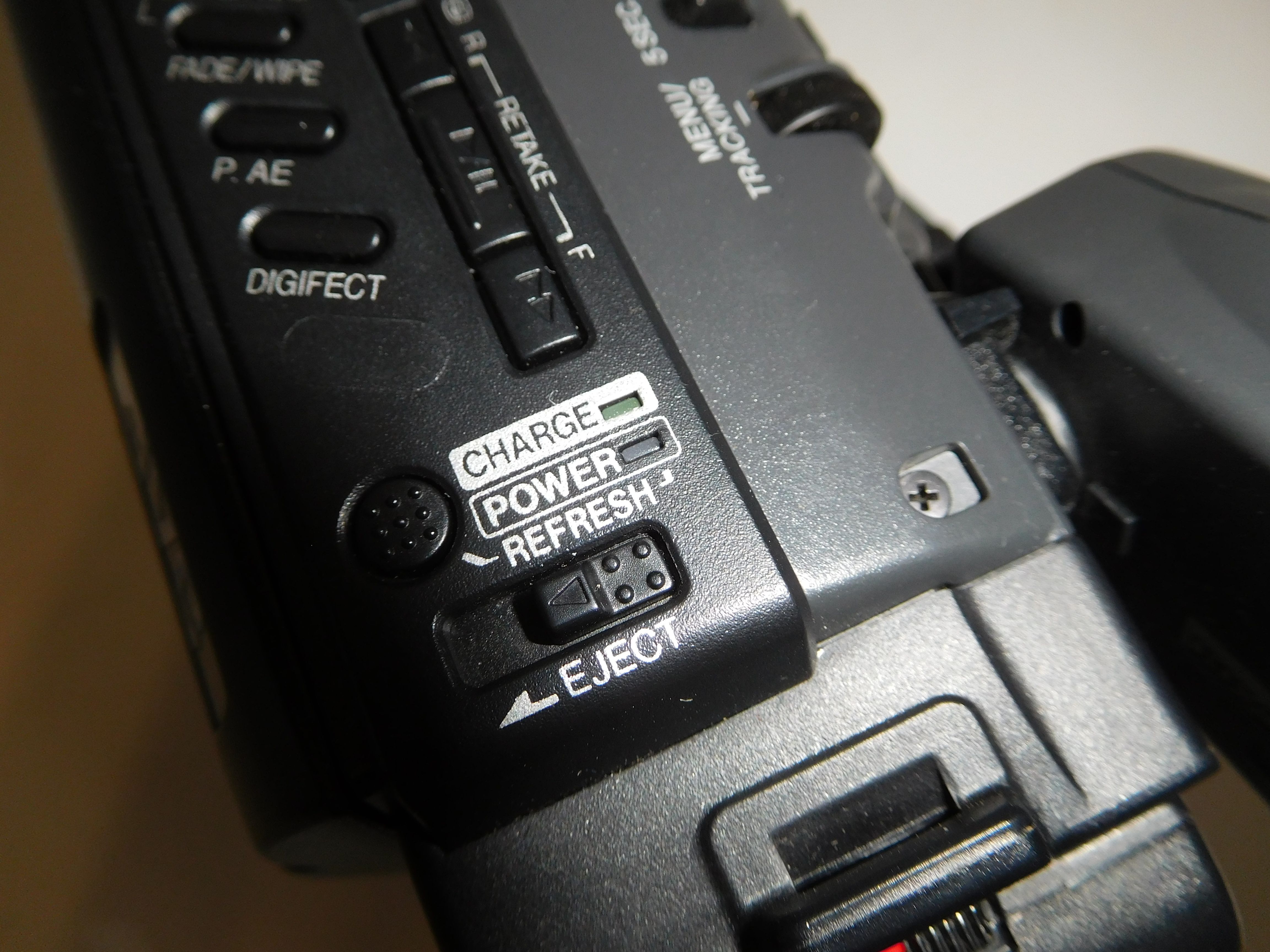 Caméscope JVC GR-SX17 Compact VHS - Super VHS - Zoom 400x°° - Photo 18