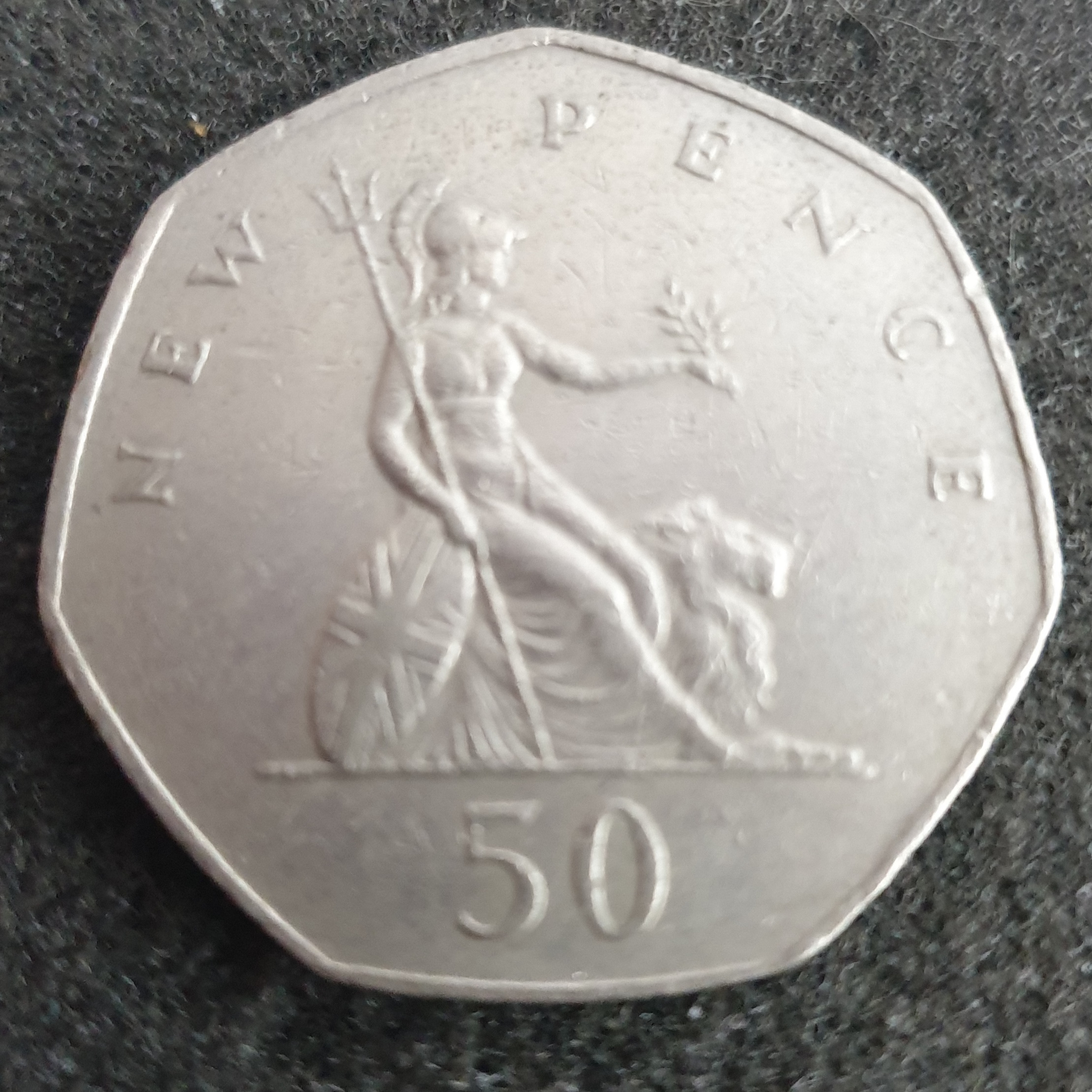 MONNAIE, GRANDE-BRETAGNE, ELIZABETH II 50 New Pence - 1981 - TTB - Photo 1