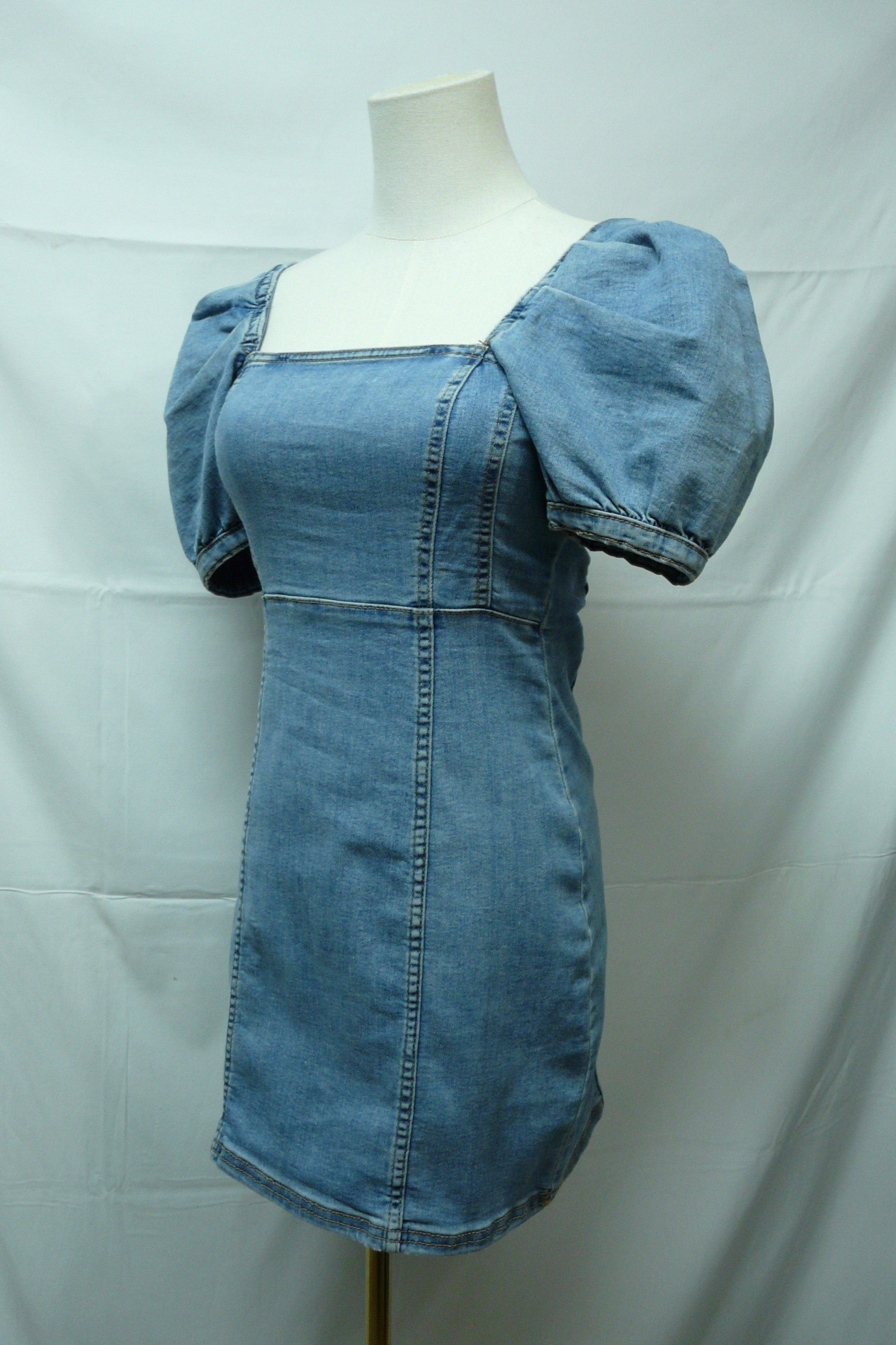 RF340 - Robe en jean - Divided H & M - Taille 36  - Vue 3 - 
