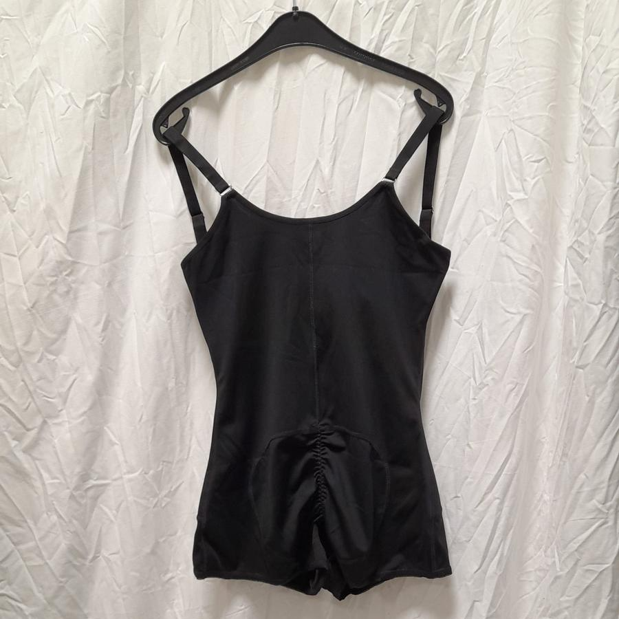 Corset Taille M Comme neuf -  reconditionné disponible sur Label Emmaüs