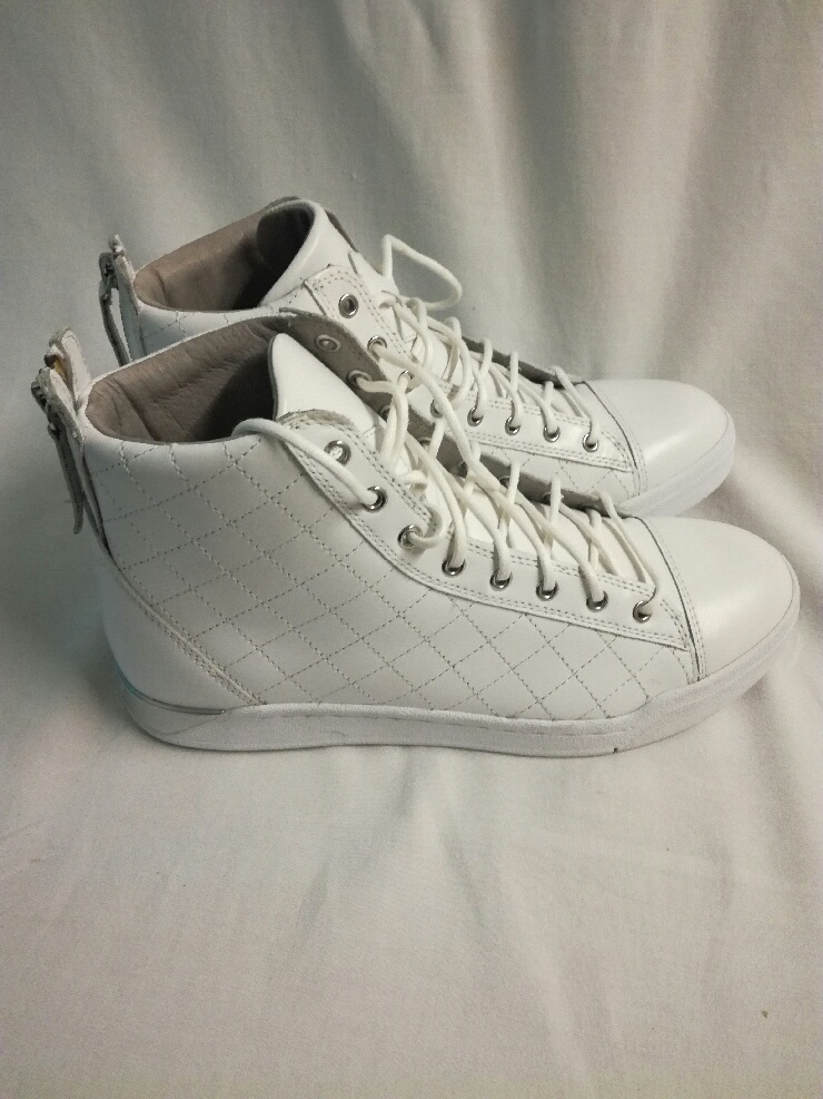 Basquettes montantes Diesel "Diamond" - blanches - cuir T41 Très bon état - Vue 3 - 