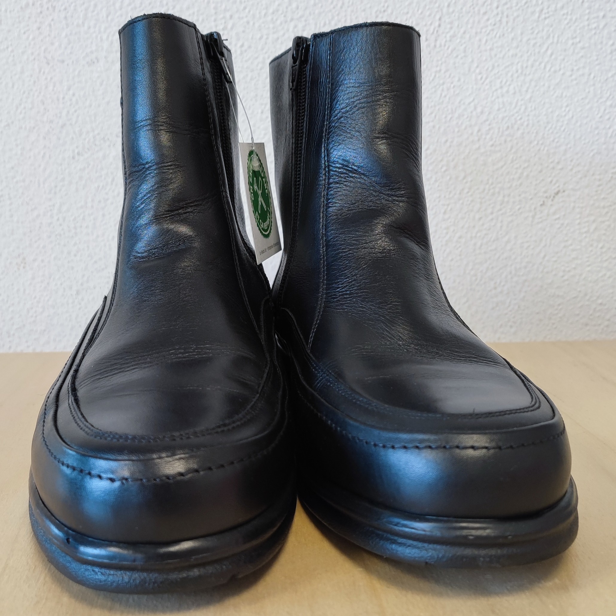 Voir photo 4 de SLEDGERS - Boots en cuir - T43 - Homme SLEDGERS - Boots en cuir - T43 - Homme Bon état - Vue 4 -