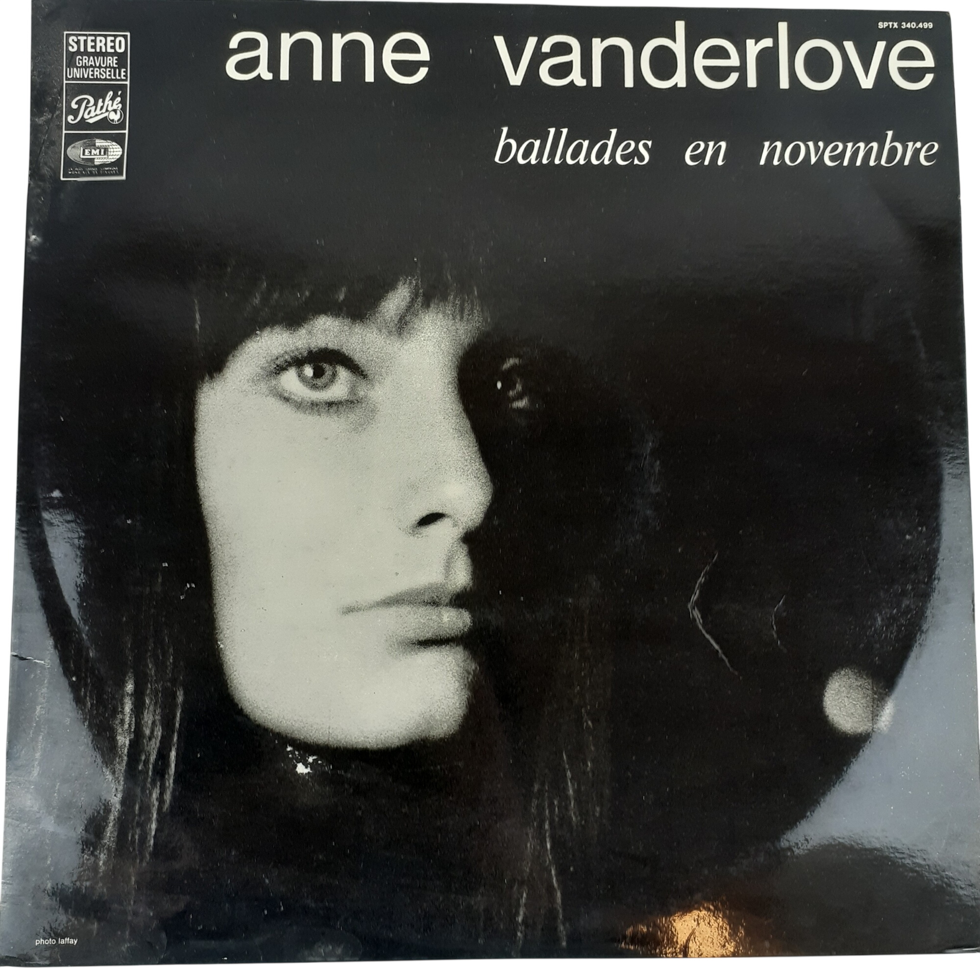 Acheter Ballades en novembre Anne Vanderlove Très bon état - 19,00 € Ballades en novembre Anne Vanderlove Très bon état - reconditionné disponible sur Label Emmaüs