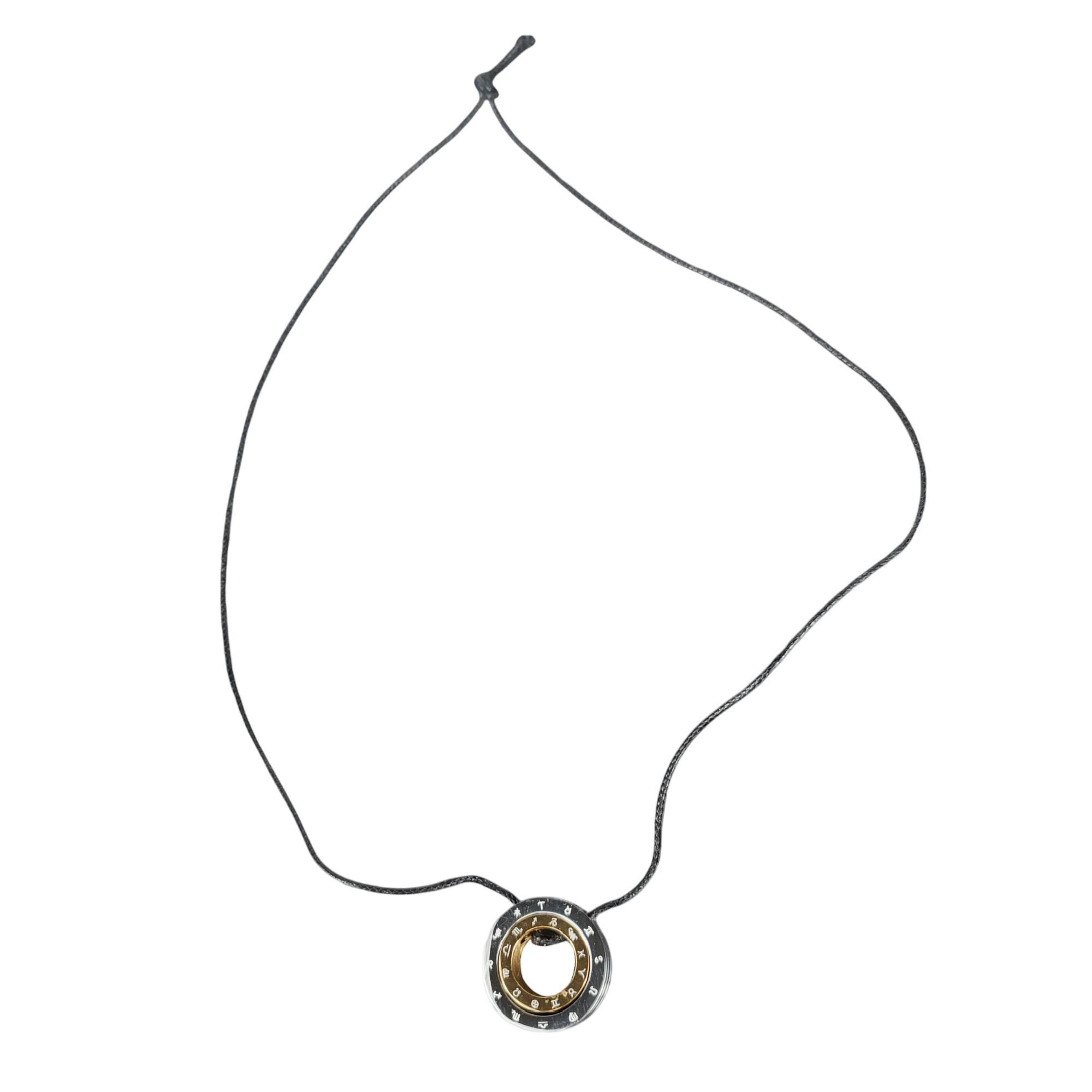 Pendentif "Anneau zodiacal" en acier  -  reconditionné disponible sur Label Emmaüs
