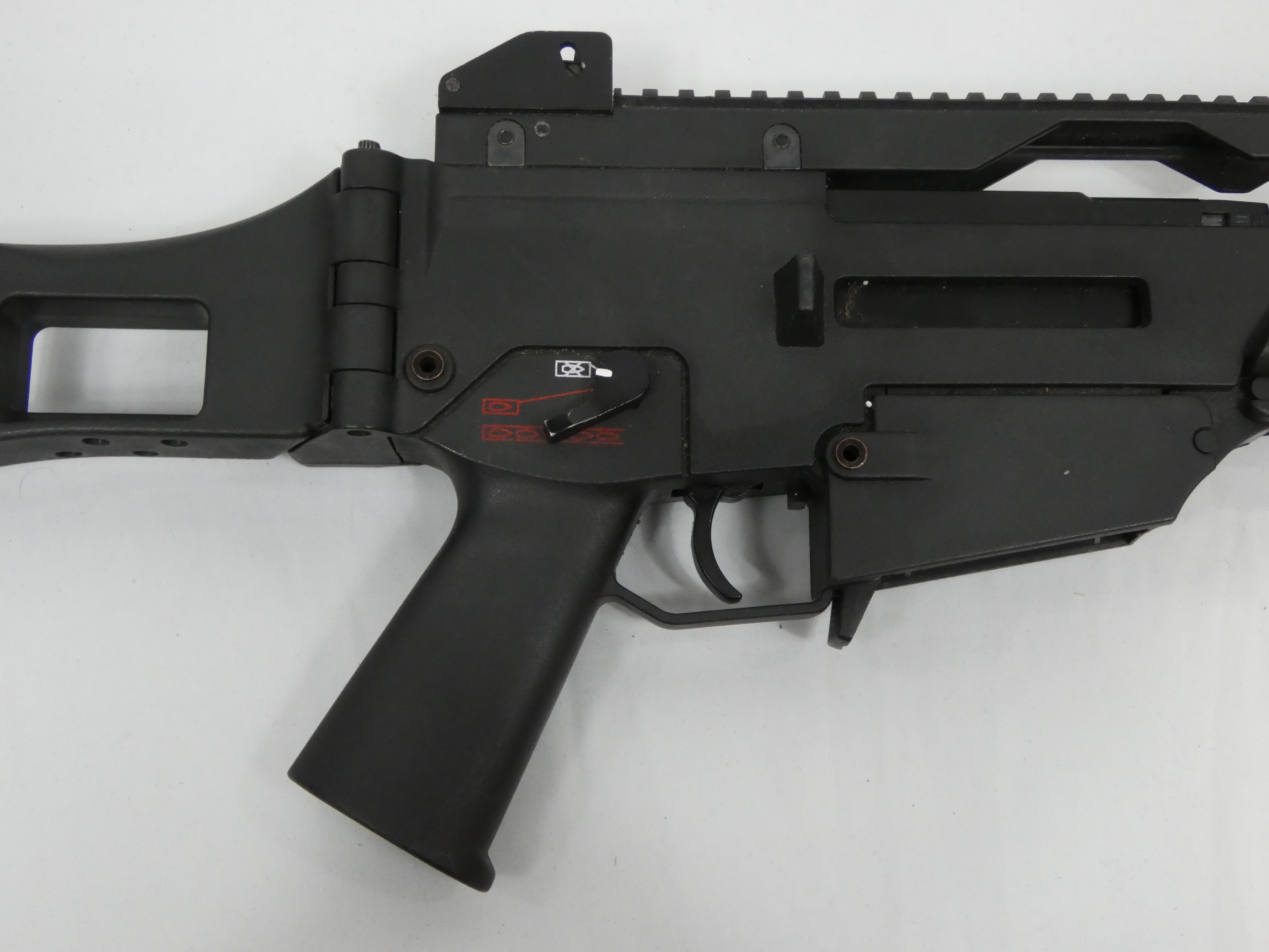 Fusil airsoft Army R36 Très bon état - Vue 2 - 