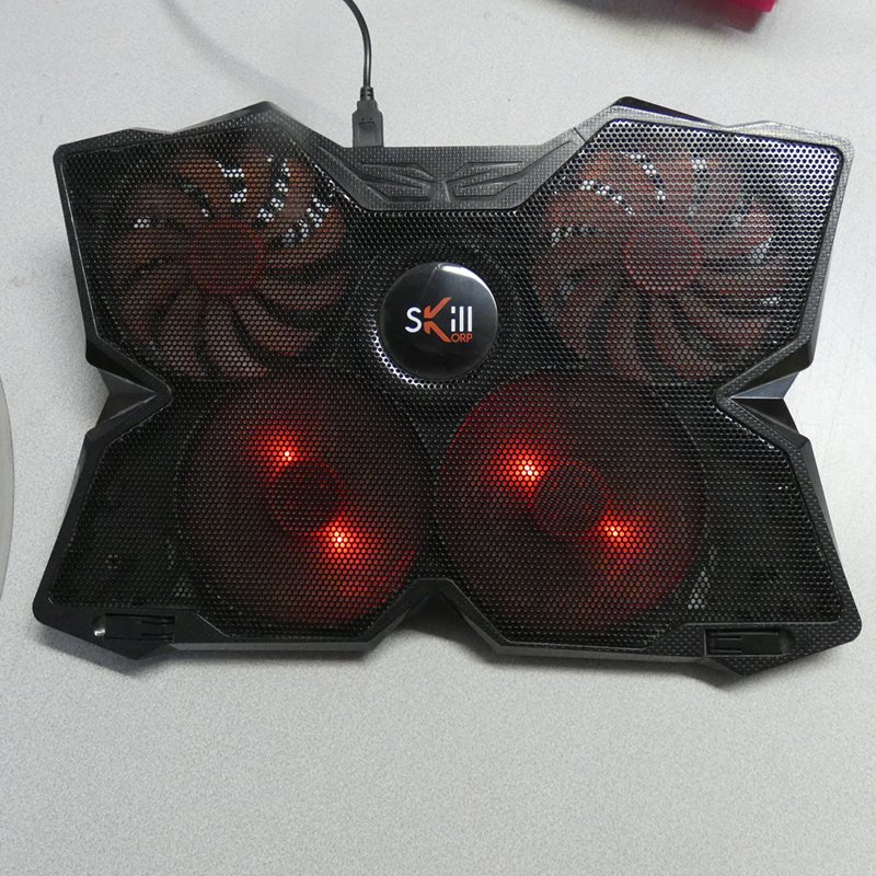Refroidisseur SKILL Korp pour PC portable Très bon état - Vue 5 - 