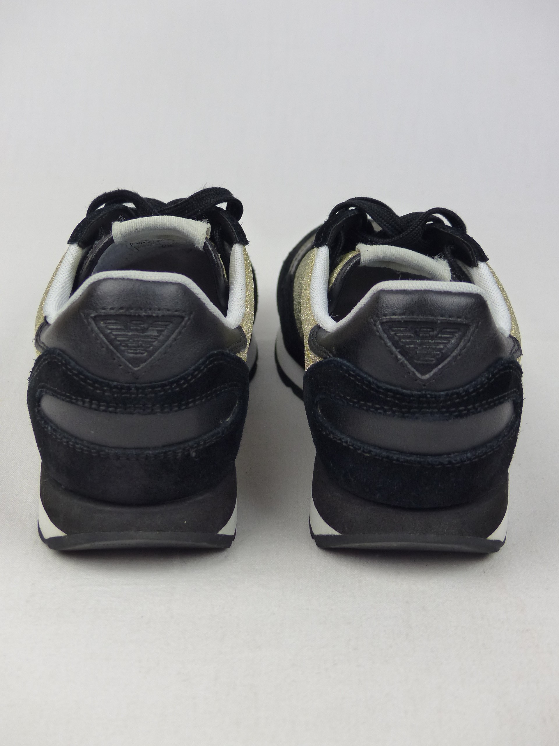 Baskets Emporio Armani Paillettes Or et Cuir/Daim Noir - Photo 4
