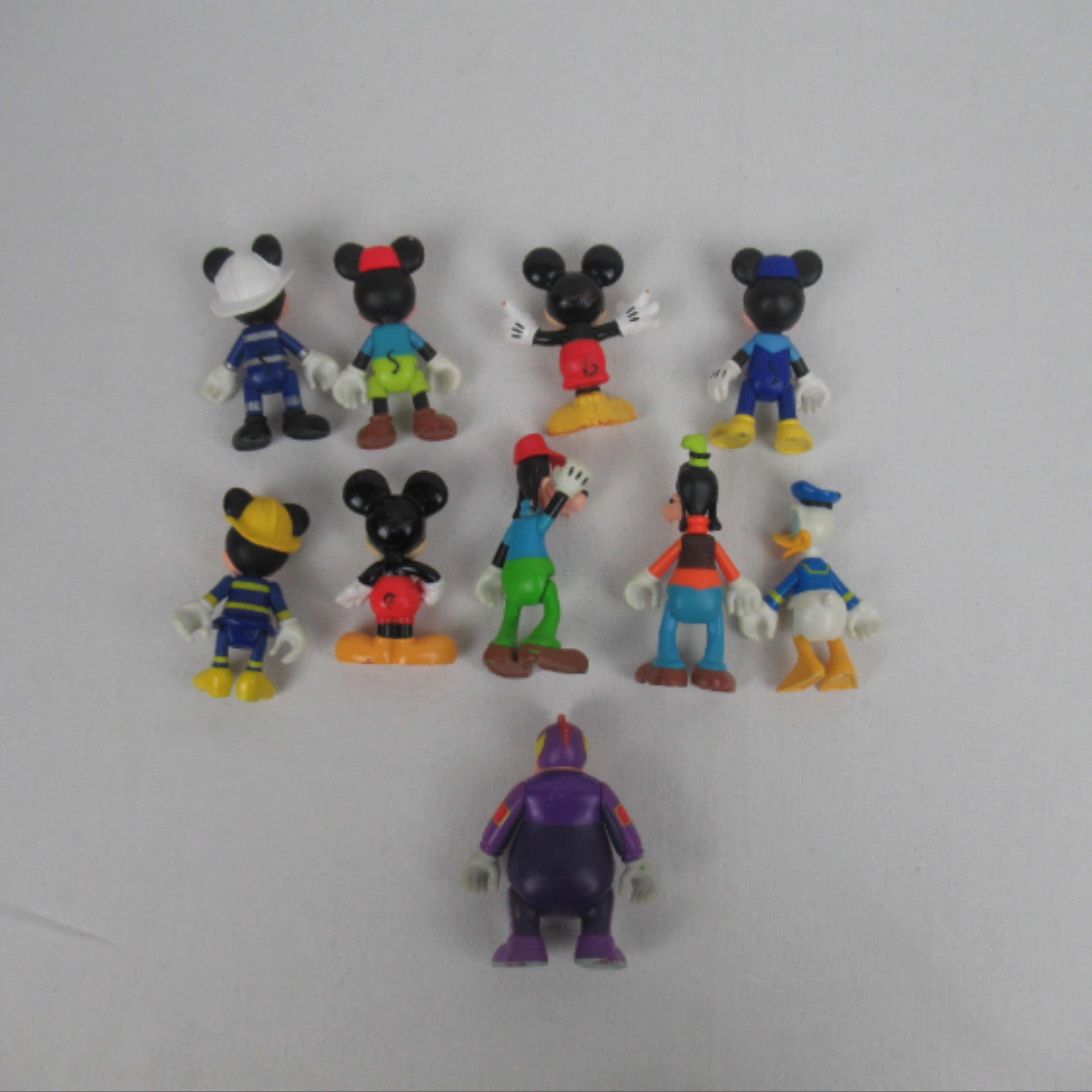 Lot de dix figurines Mickey et ses amis Bon état - Vue 2 - 