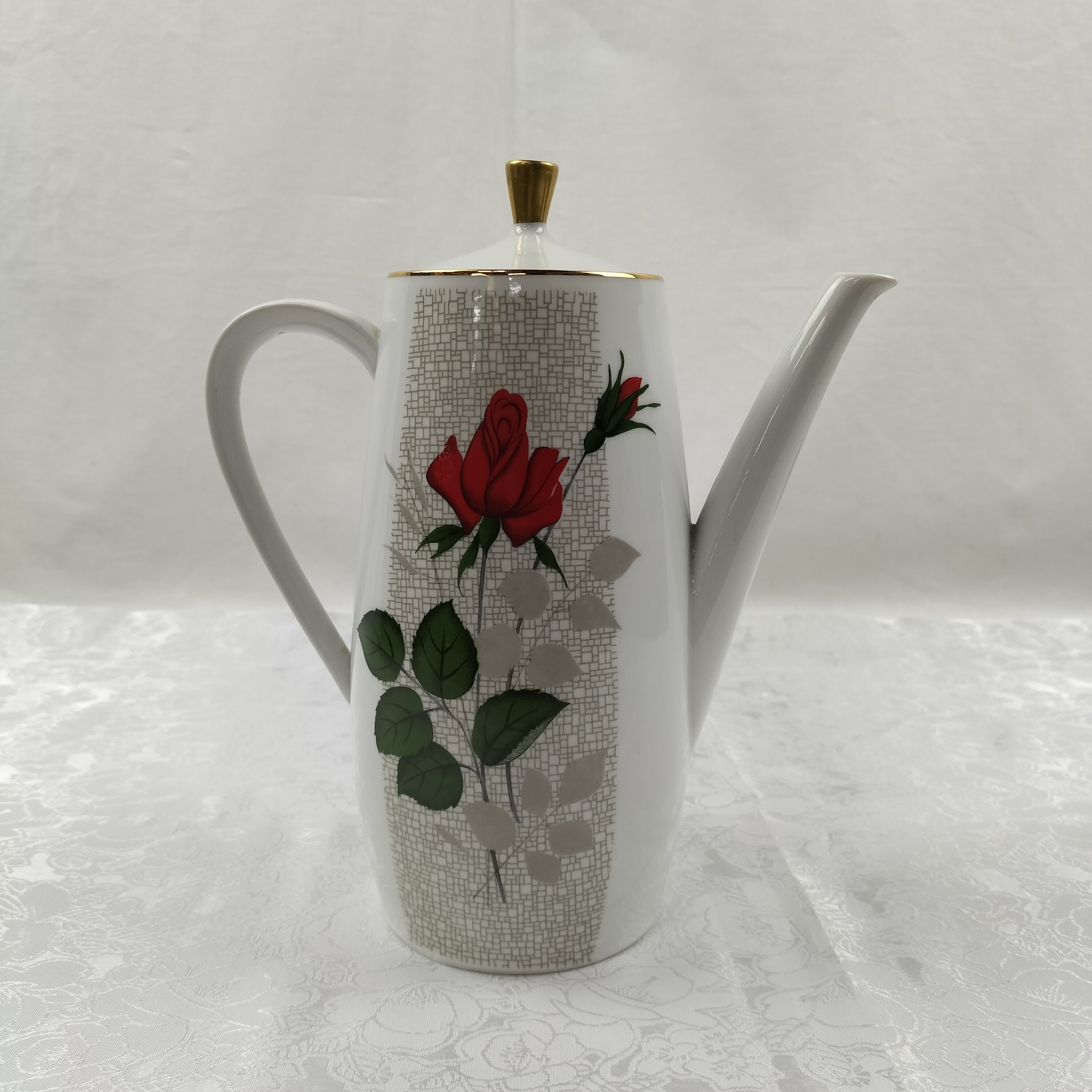 Service à café rose en porcelaine "Seltmann Weiden Bavaria"  Bon état - Vue 3 - 