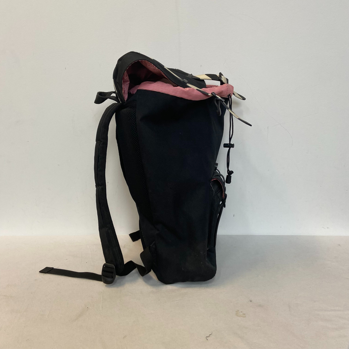 Voir photo 3 de Sac à dos Herschel Sac à dos Herschel Bon état - Vue 3 -
