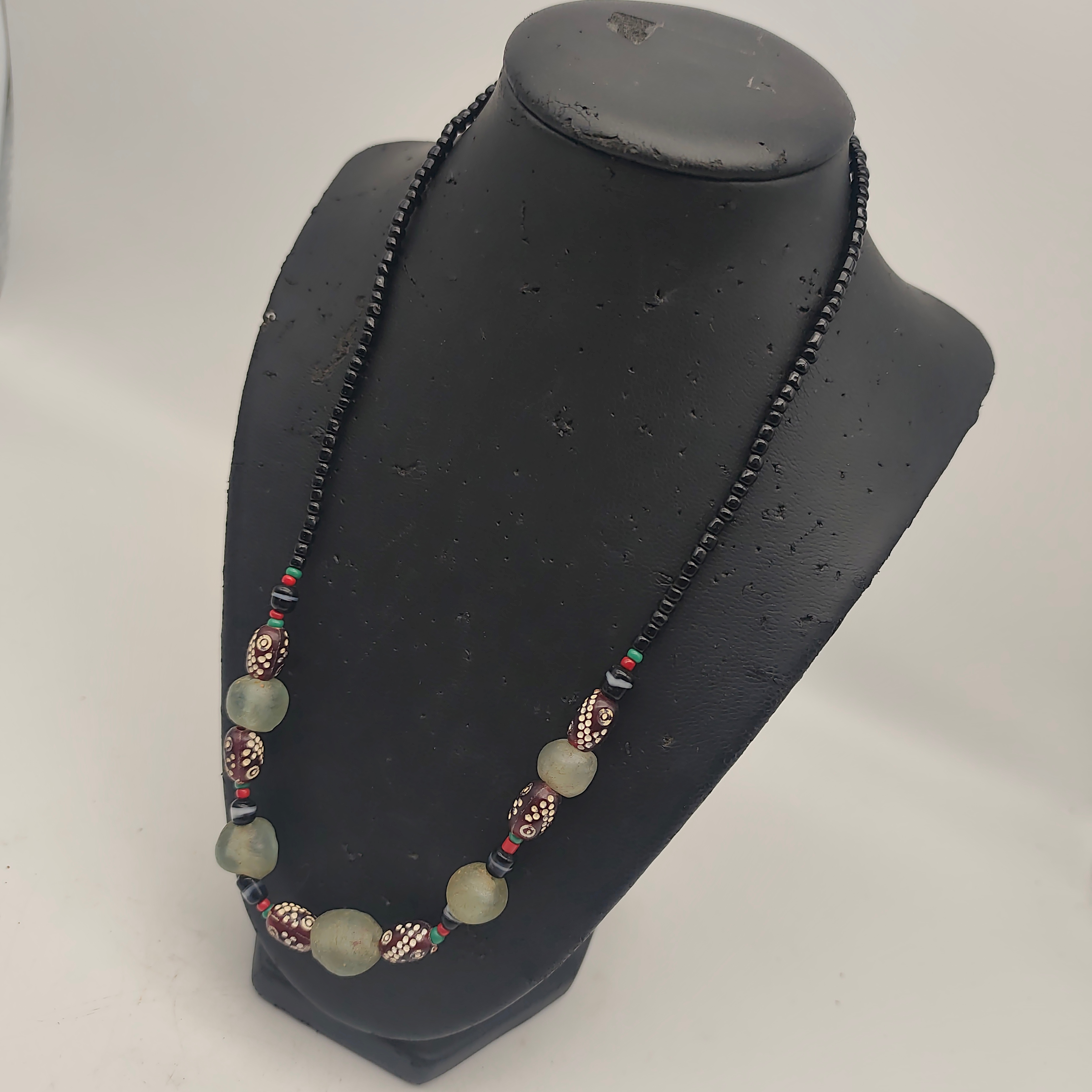 Collier verroterie Bon état - Vue 2 - 